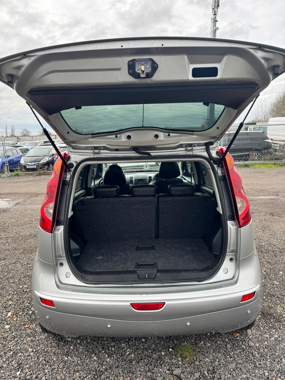 Used Nissan Note 2013 for sale - 76877649: Photo 11