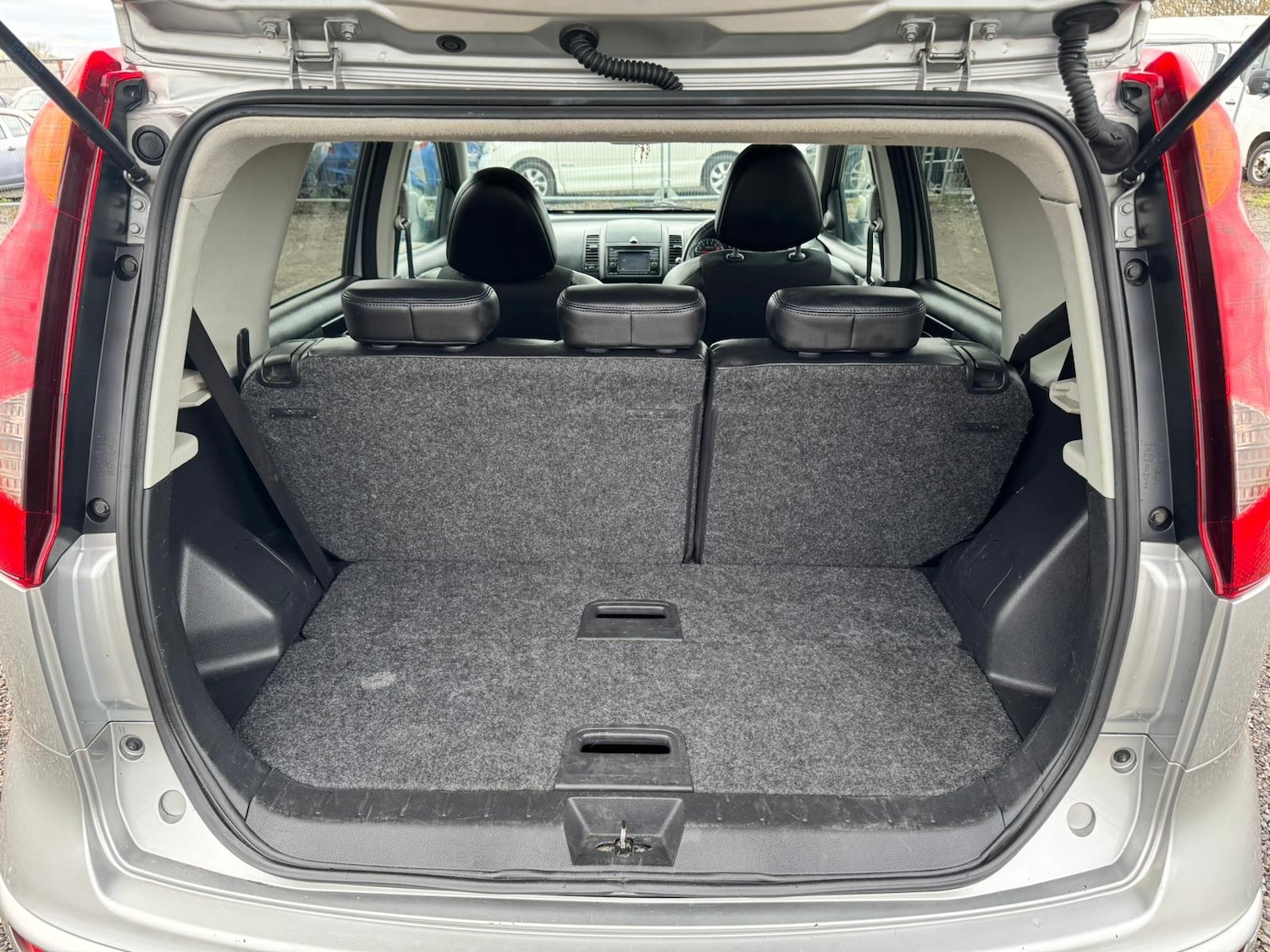 Used Nissan Note 2013 for sale - 76877649: Photo 12