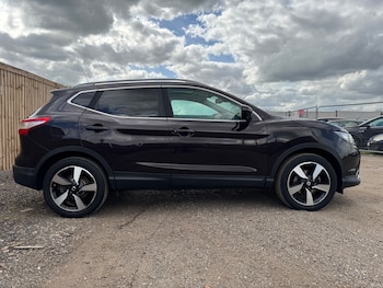 Used Nissan Qashqai 2015 for sale - 78177232: Photo