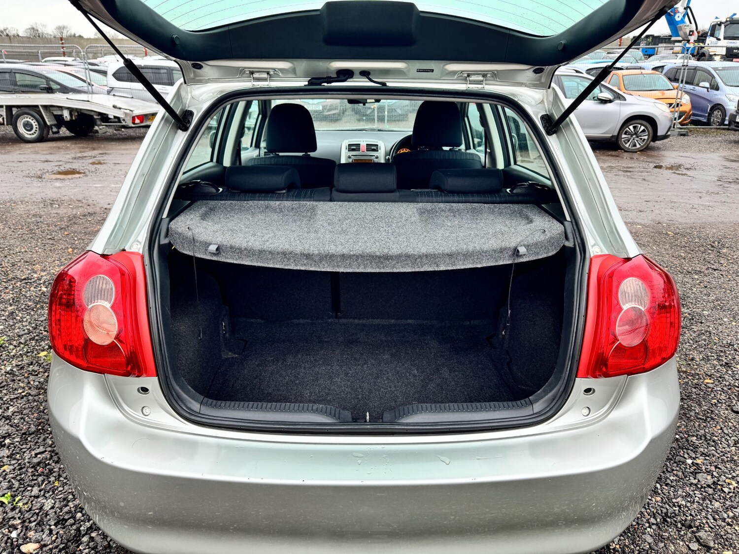 Used Toyota Auris 2009 for sale - 77289511: Photo 10