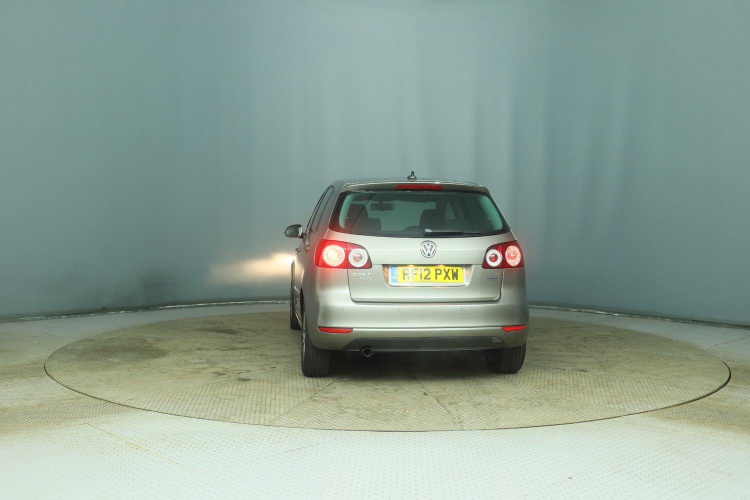 Used Volkswagen Golf Plus 2012 for sale - 77370869: Photo 4