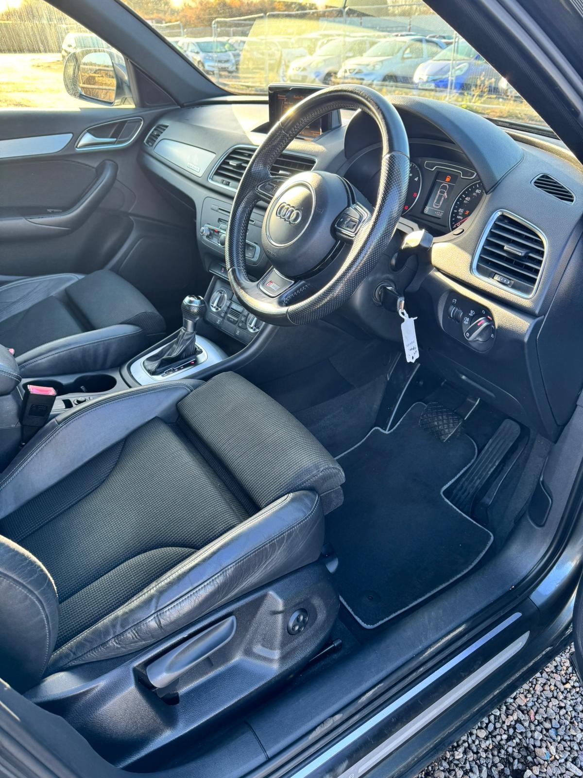 Used Audi Q3 2013 for sale - 76777744: Photo 17