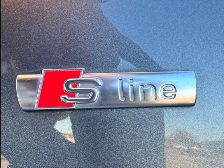 Used Audi Q3 2013 for sale - 76777744: Photo 25