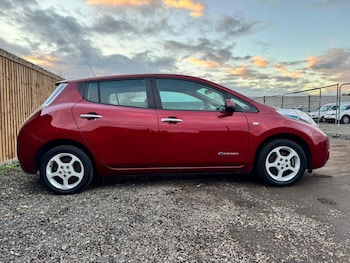 Used Nissan Leaf 2017 for sale - 76625652: Photo