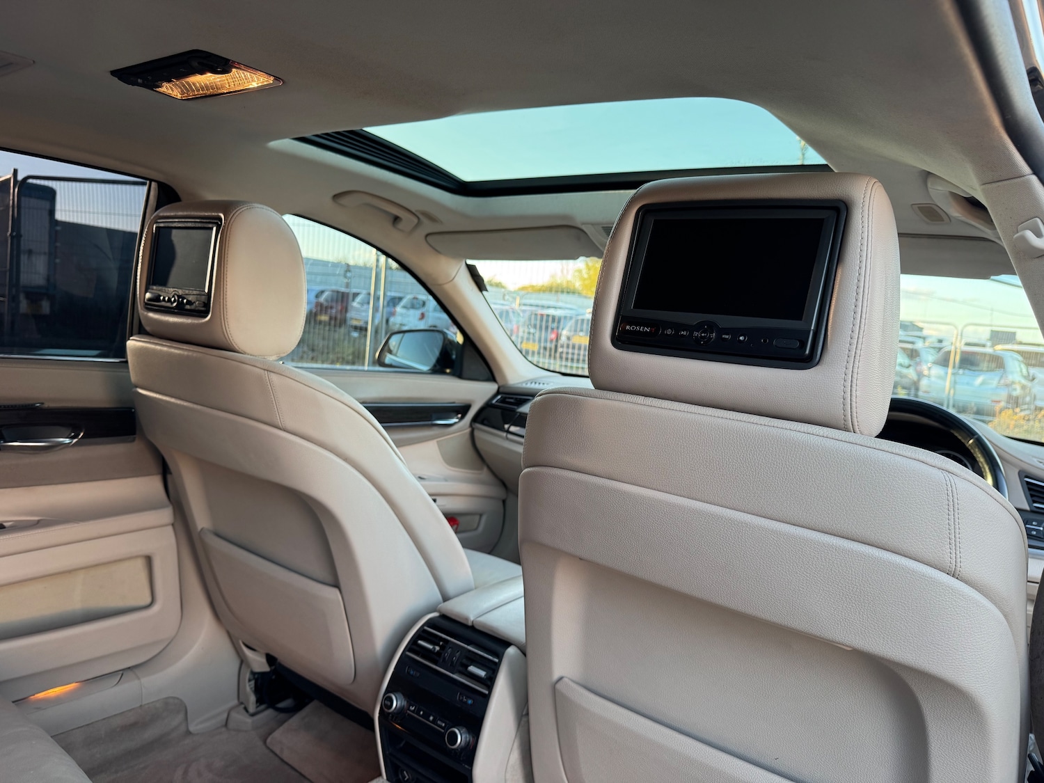 Used BMW 7 Series 2010 for sale - 78067222: Photo 20