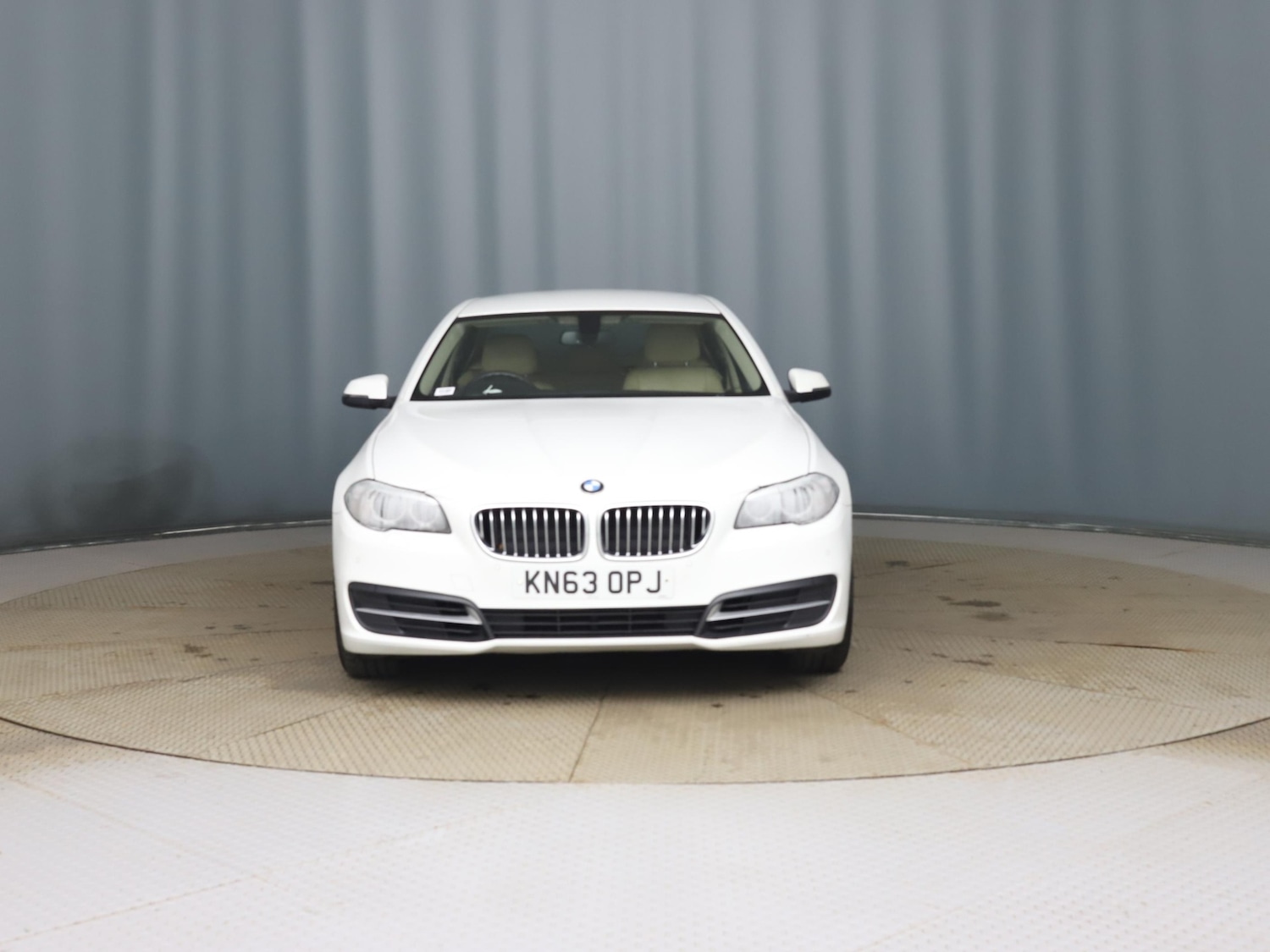 Used BMW 5 Series 2013 for sale - 76726033: Photo 2