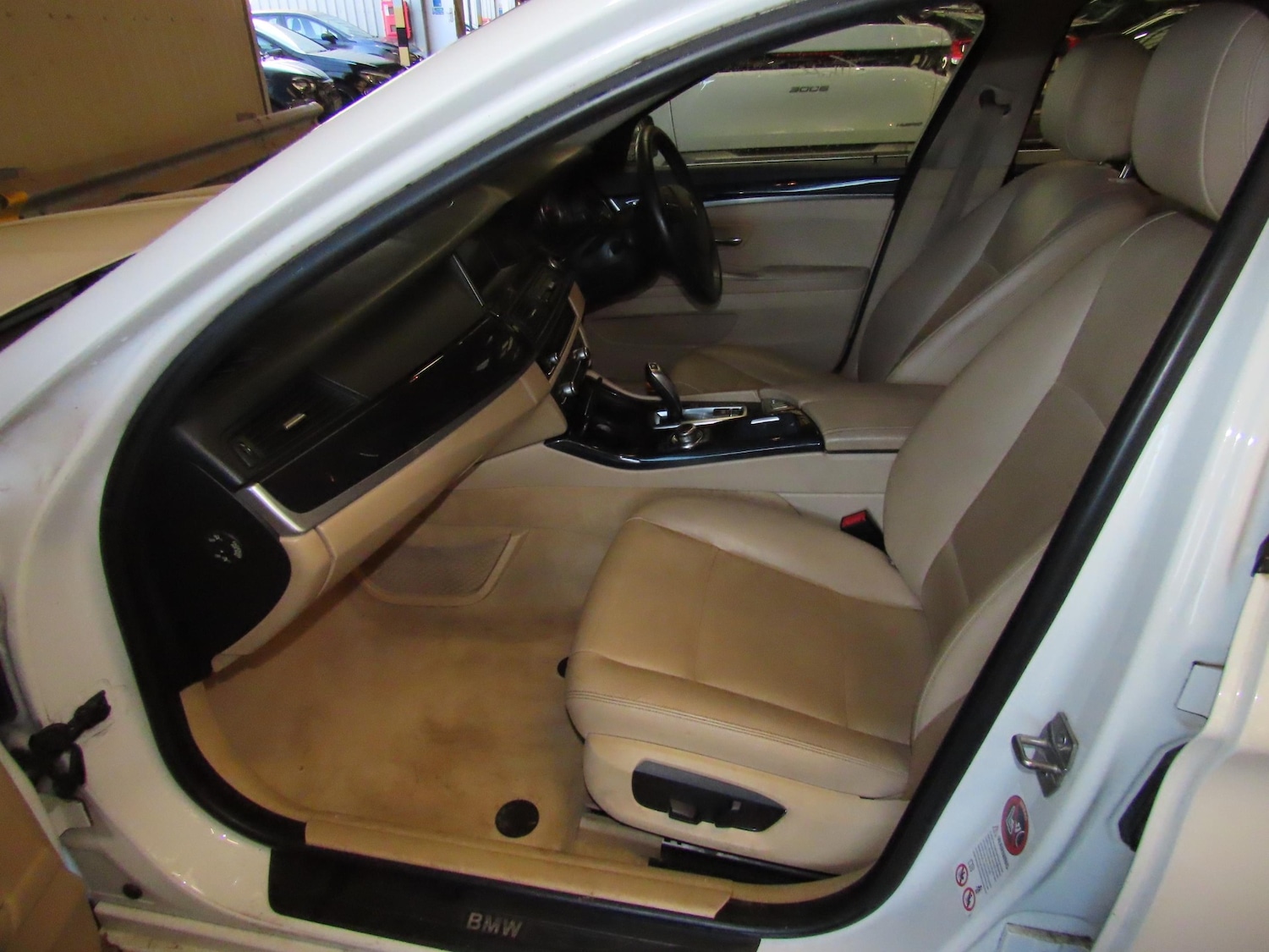 Used BMW 5 Series 2013 for sale - 76726033: Photo 8