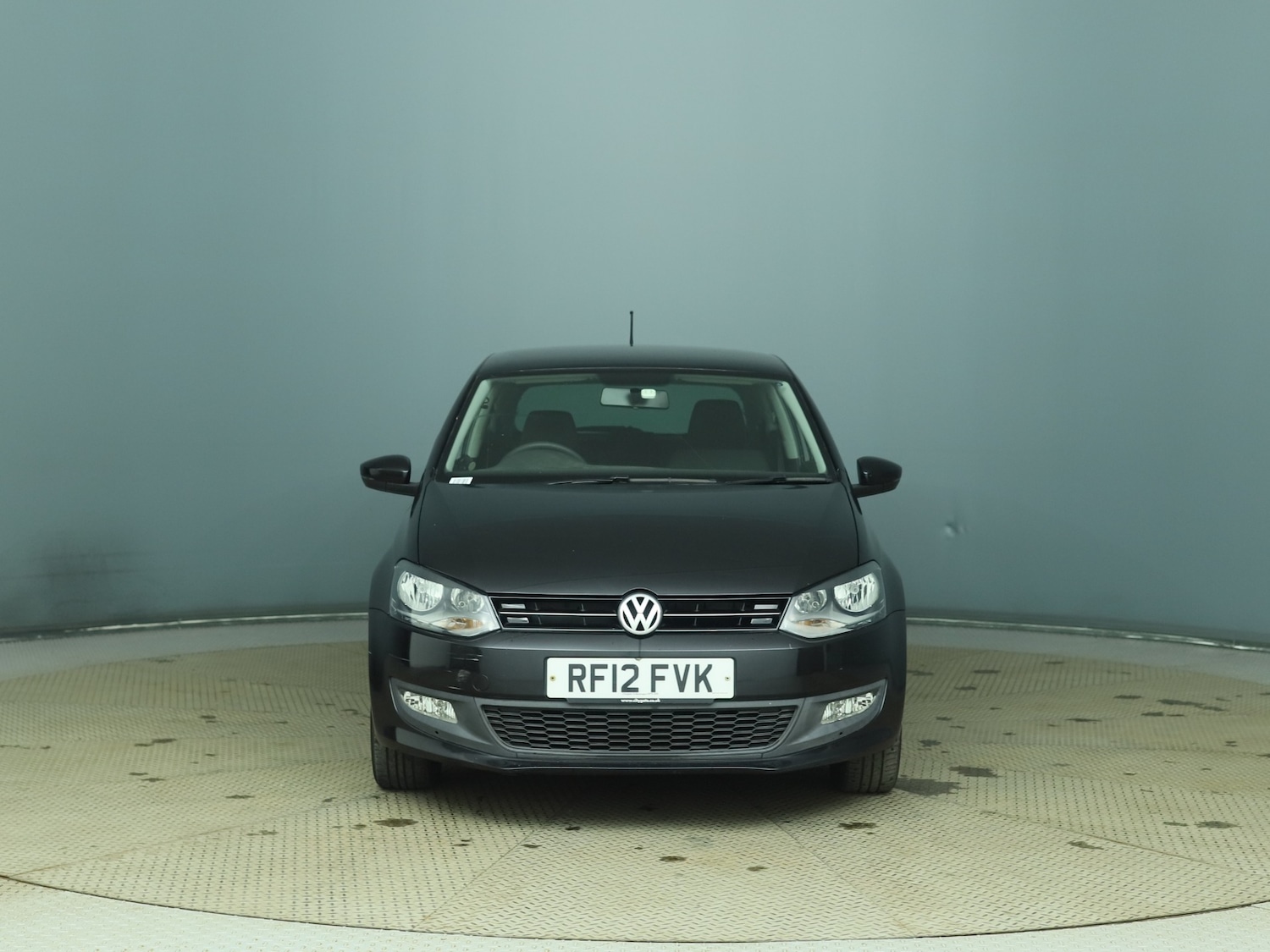 Used Volkswagen Polo 2012 for sale - 77610144: Photo 2