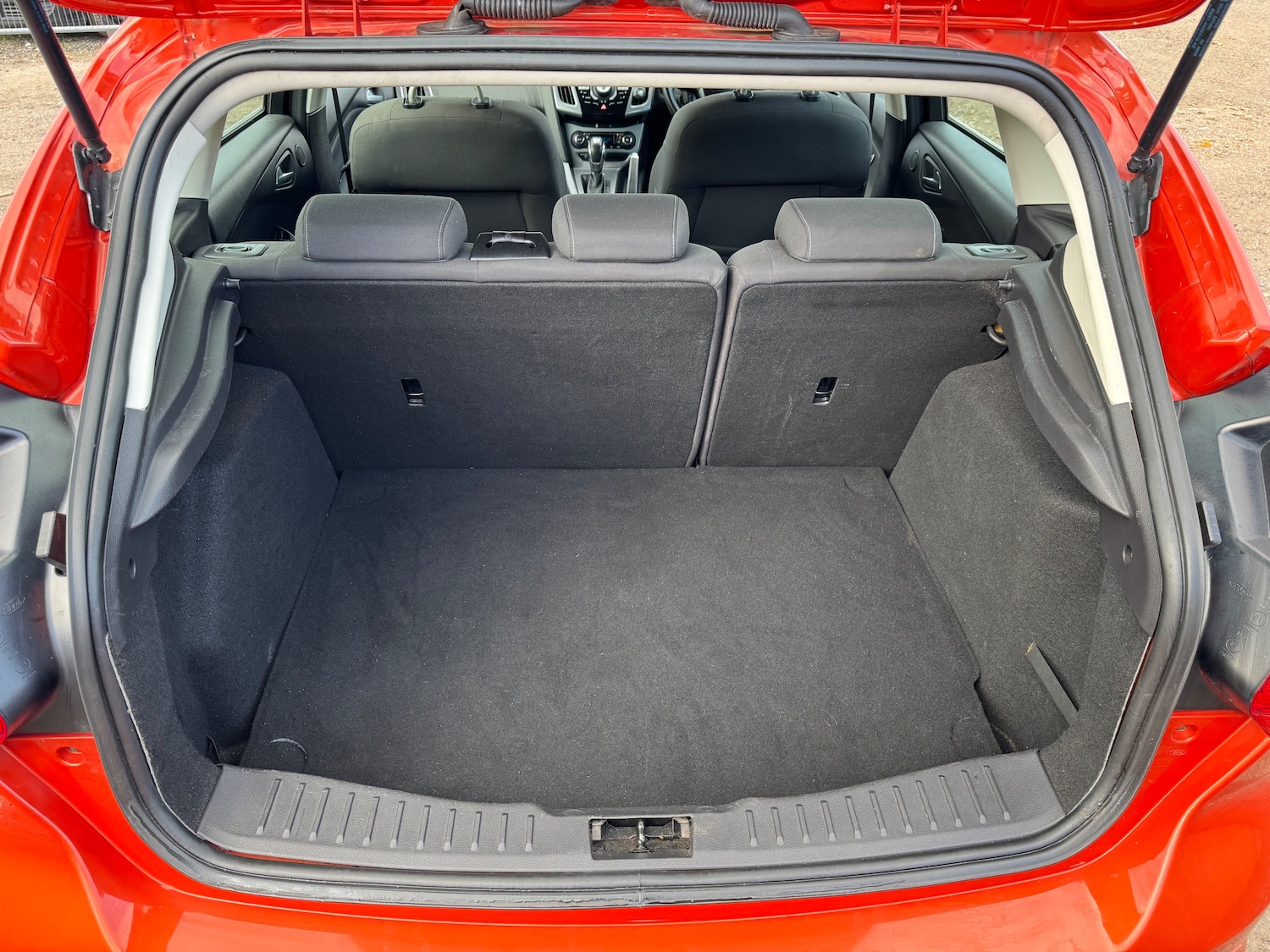 Used Ford Focus 2012 for sale - 78141935: Photo 9