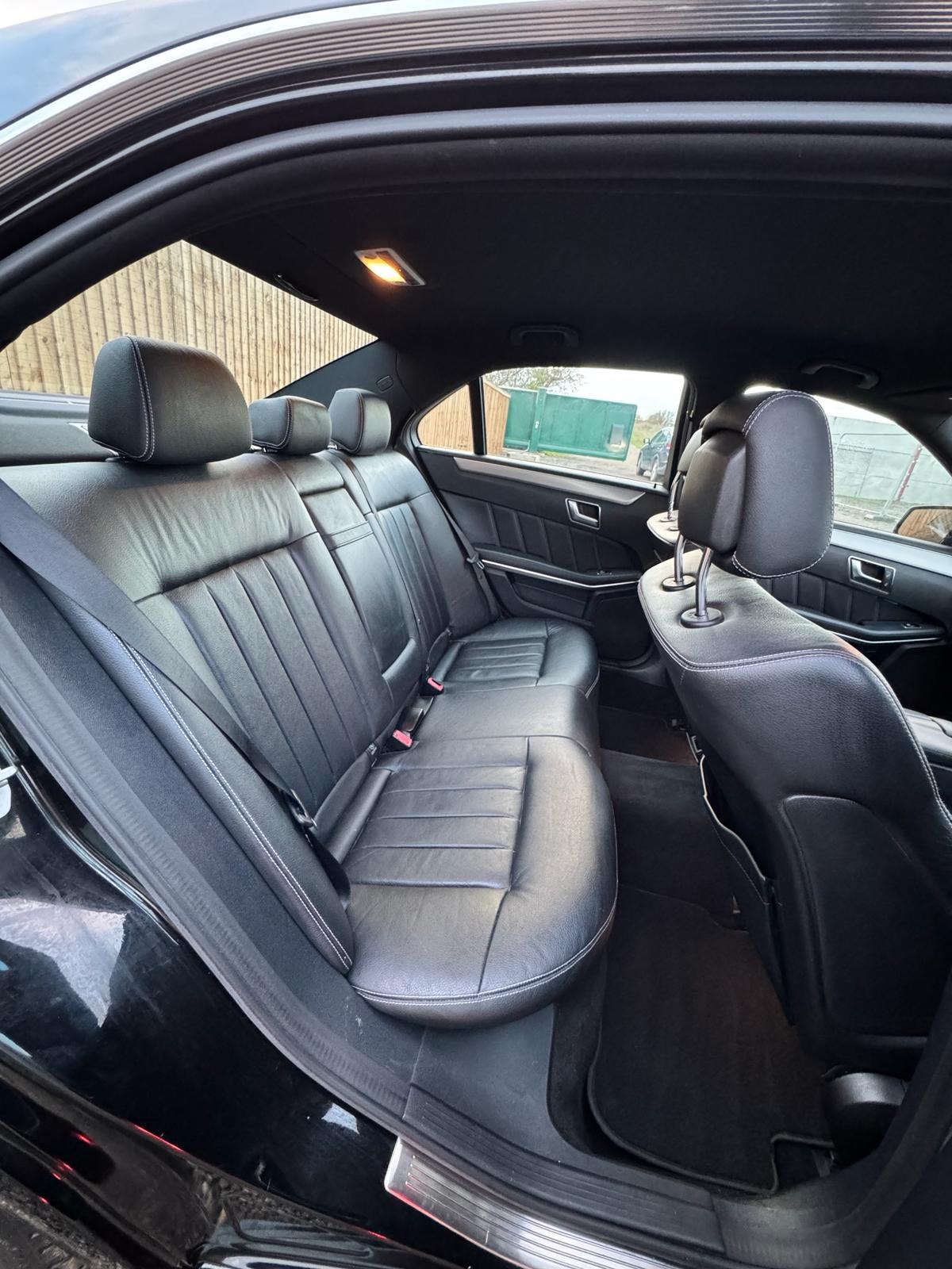 Used Mercedes-Benz E Class 2014 for sale - 76625670: Photo 15