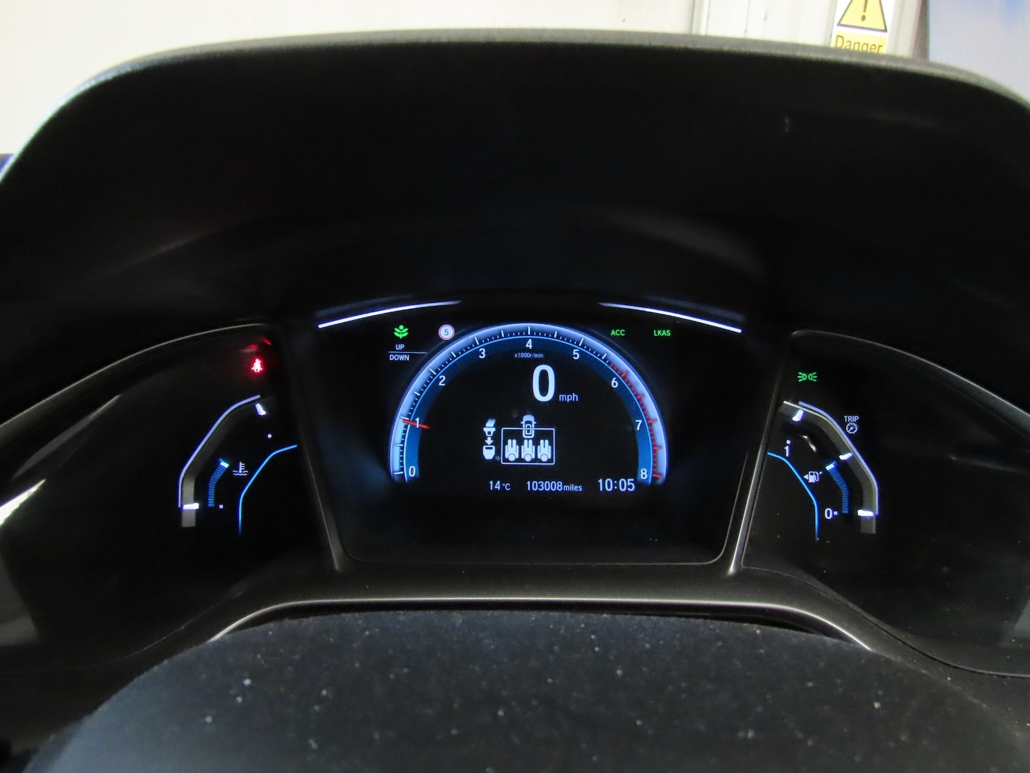 Used Honda Civic 2017 for sale - 76726128: Photo 12