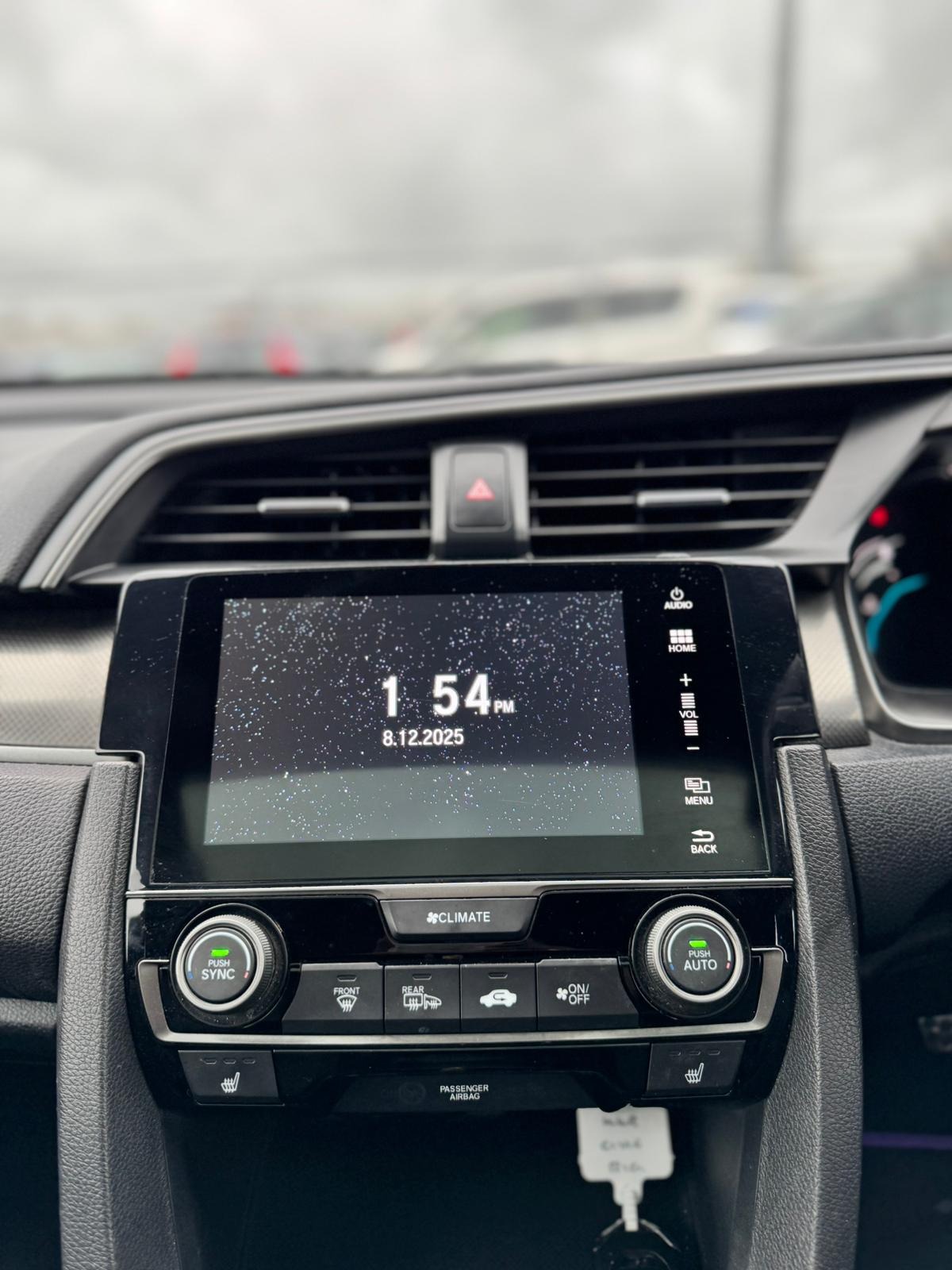 Used Honda Civic 2017 for sale - 76726128: Photo 20