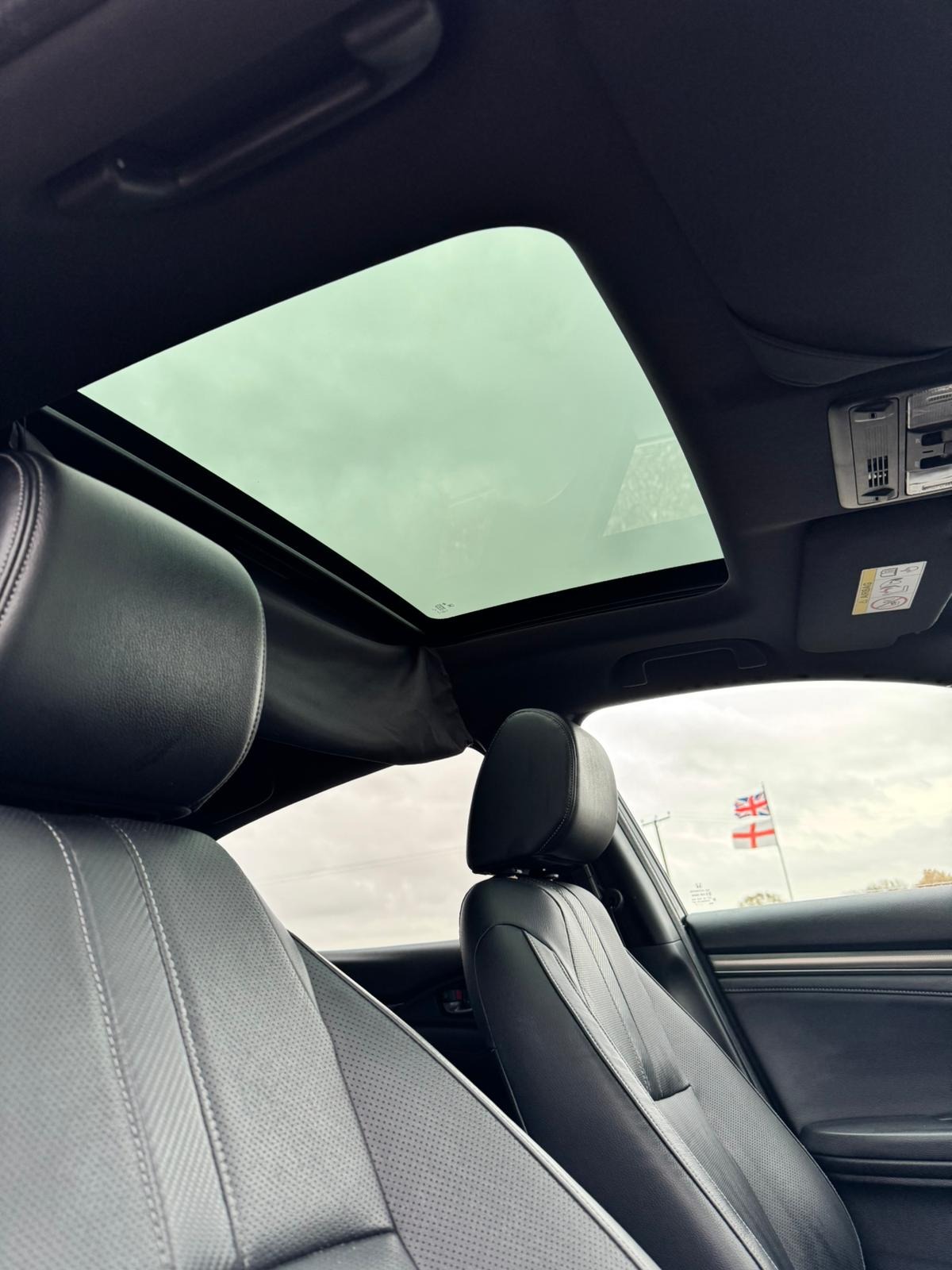 Used Honda Civic 2017 for sale - 76726128: Photo 22