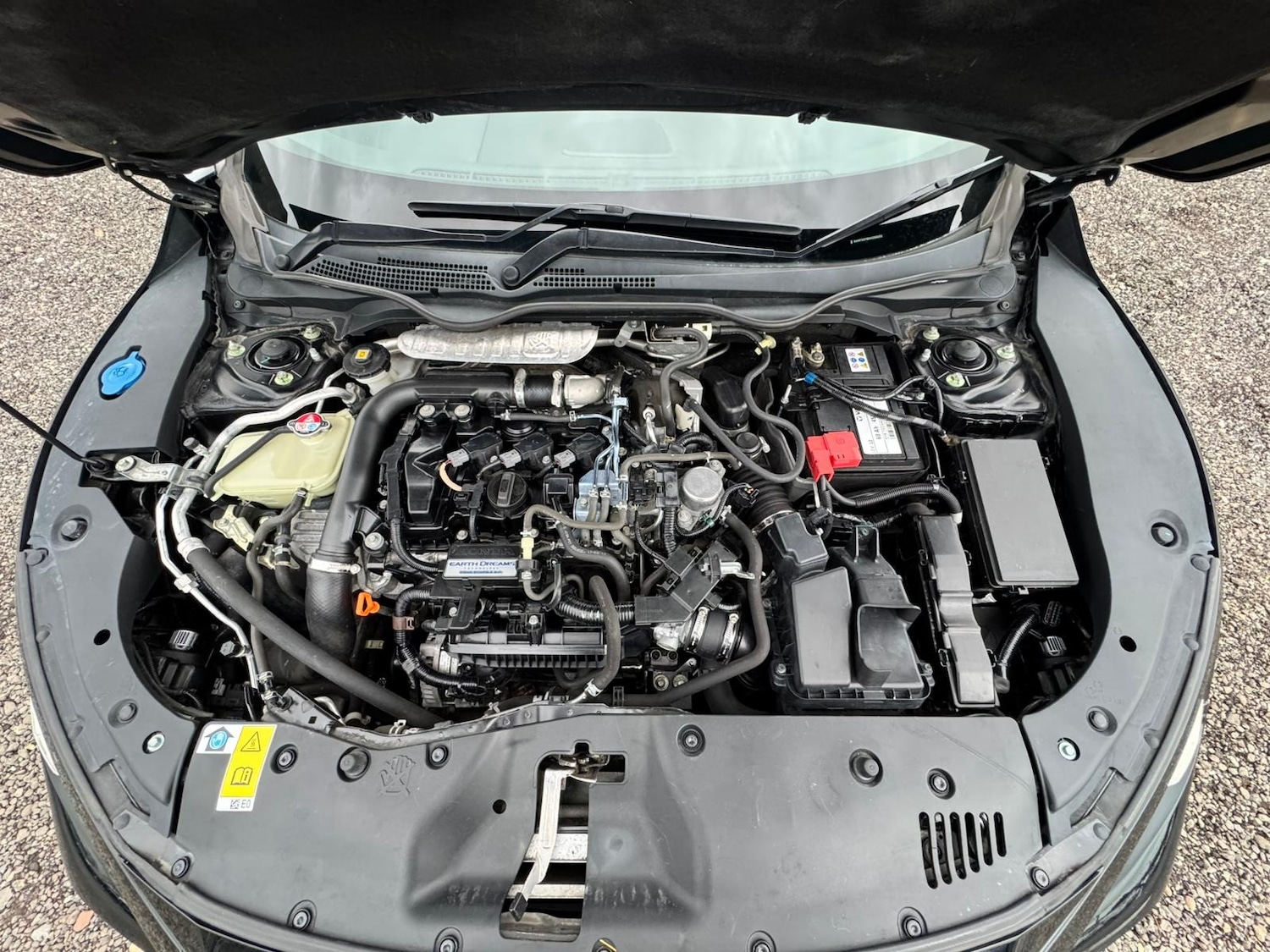 Used Honda Civic 2017 for sale - 76726128: Photo 24