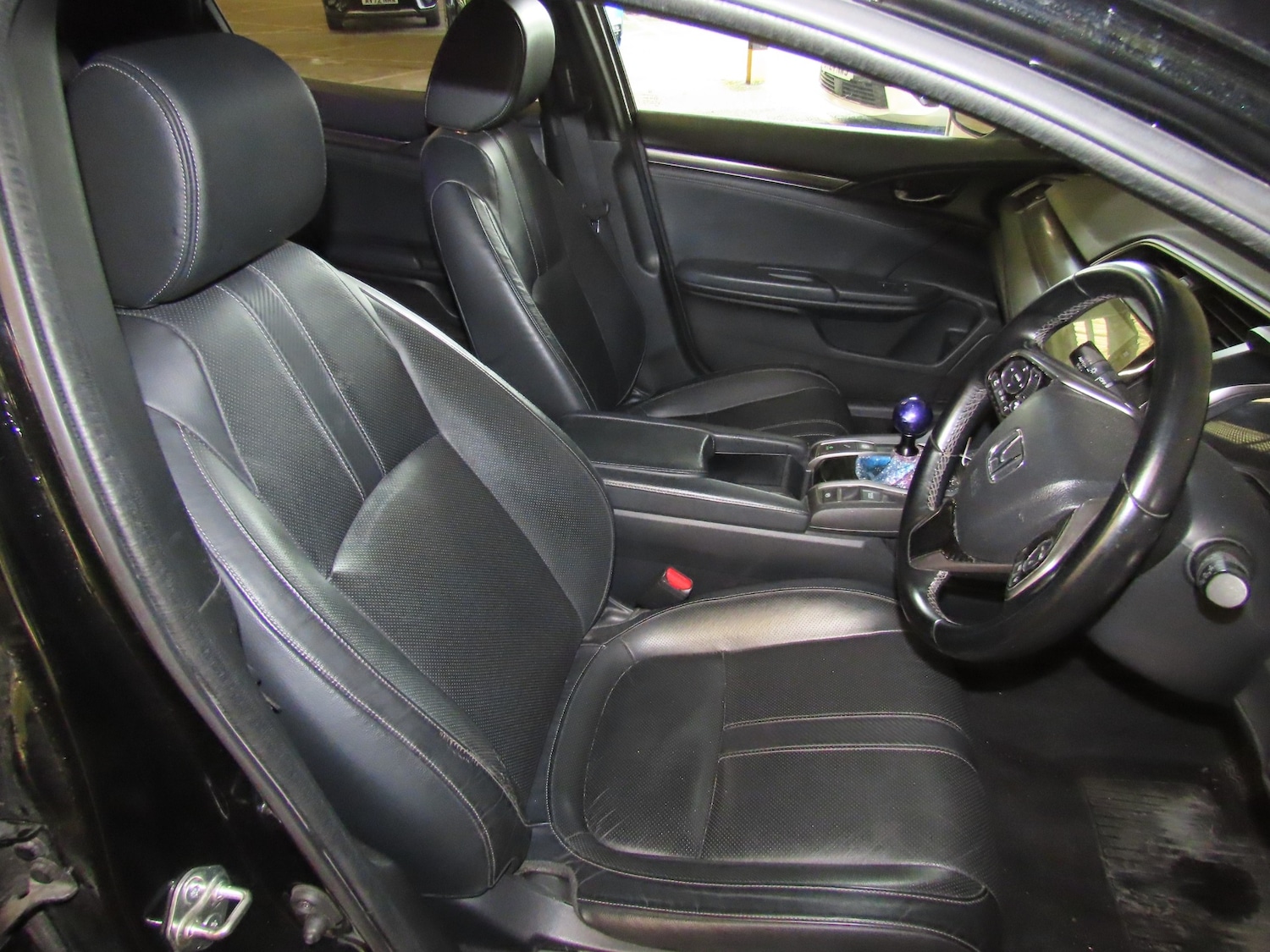 Used Honda Civic 2017 for sale - 76726128: Photo 7