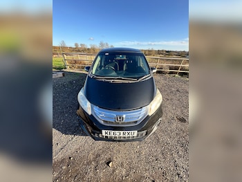 Used Honda Freed 2014 for sale - 77019095: Photo