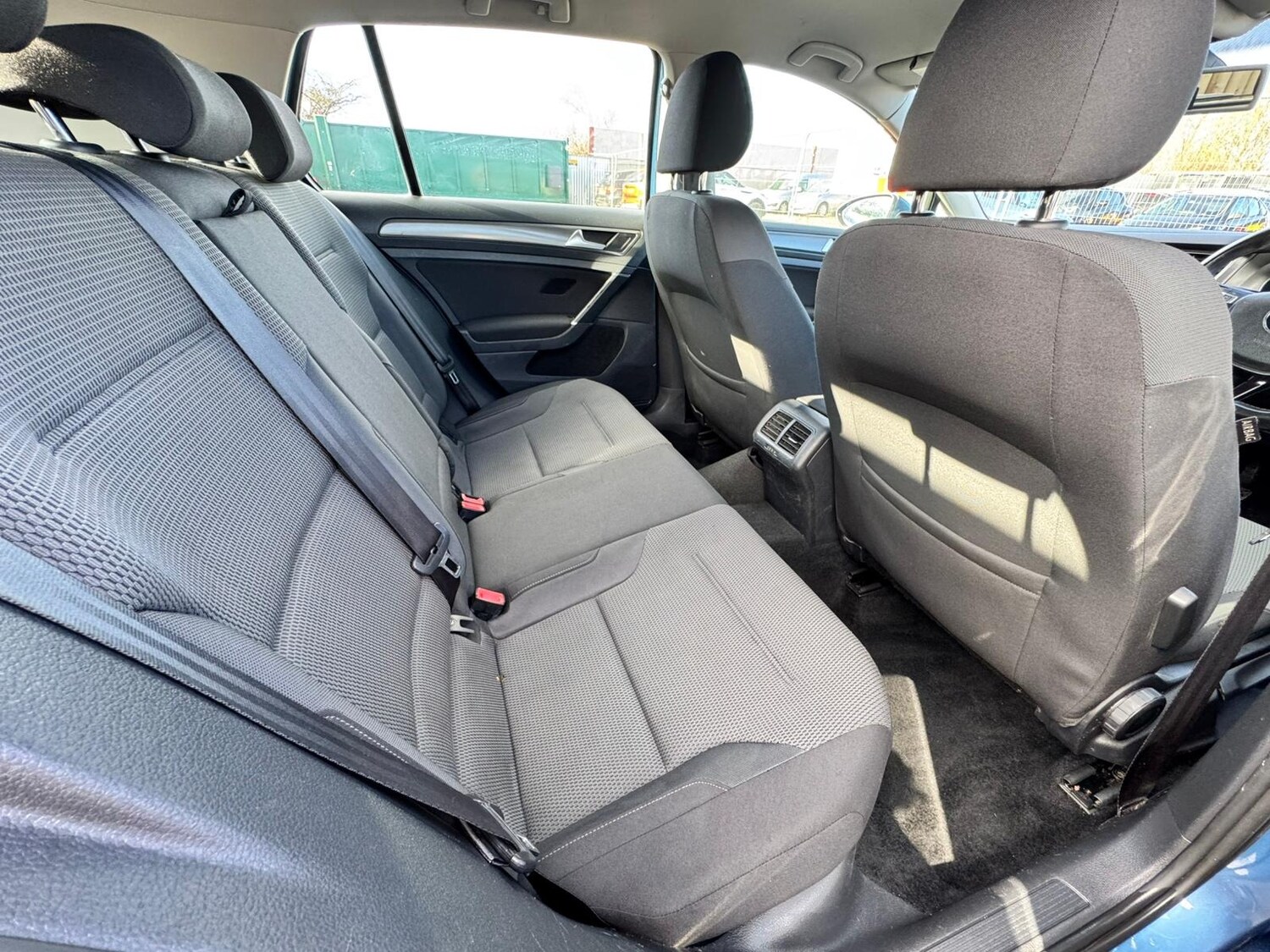 Used Volkswagen Golf 2013 for sale - 77290018: Photo 15