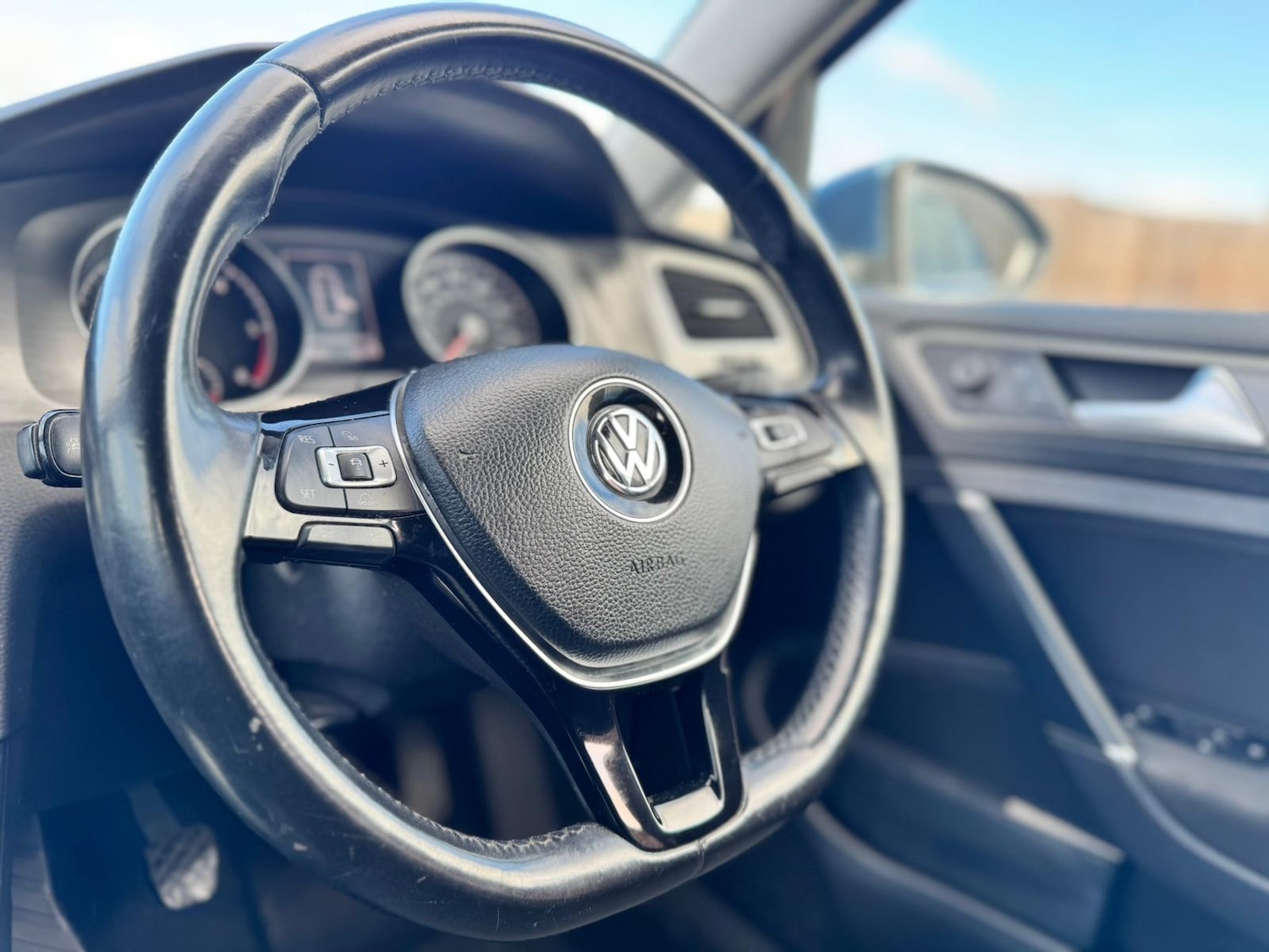 Used Volkswagen Golf 2013 for sale - 77290018: Photo 18