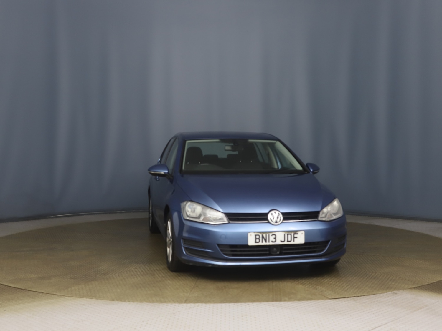 Used Volkswagen Golf 2013 for sale - 77290018: Photo 2