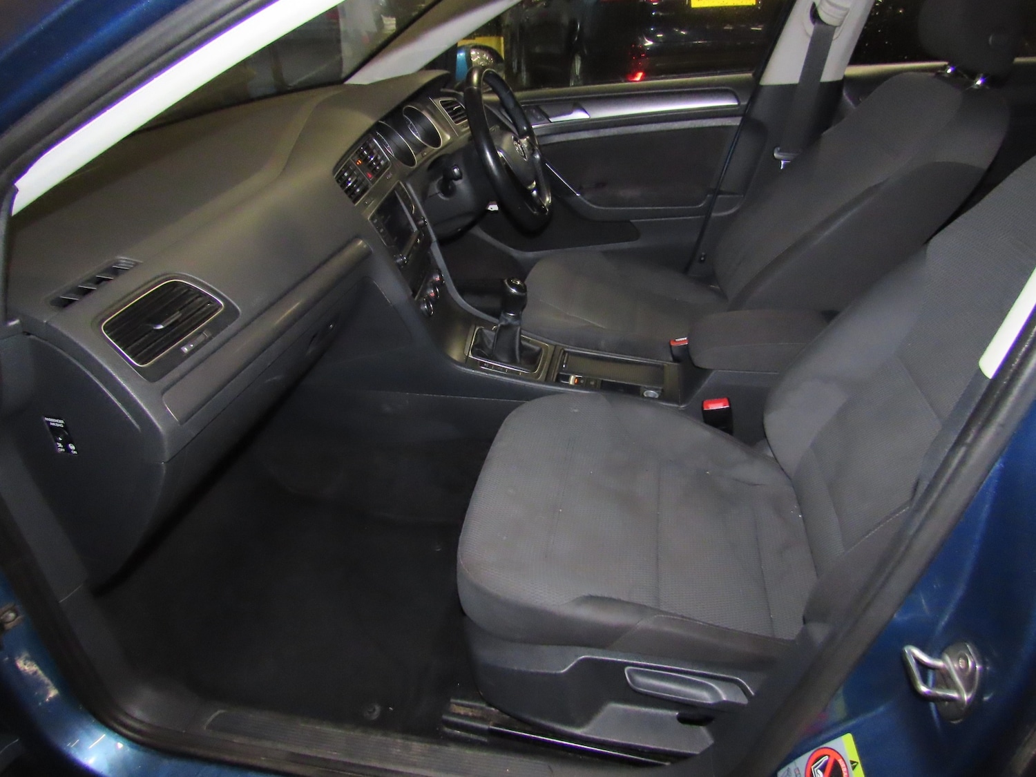 Used Volkswagen Golf 2013 for sale - 77290018: Photo 5