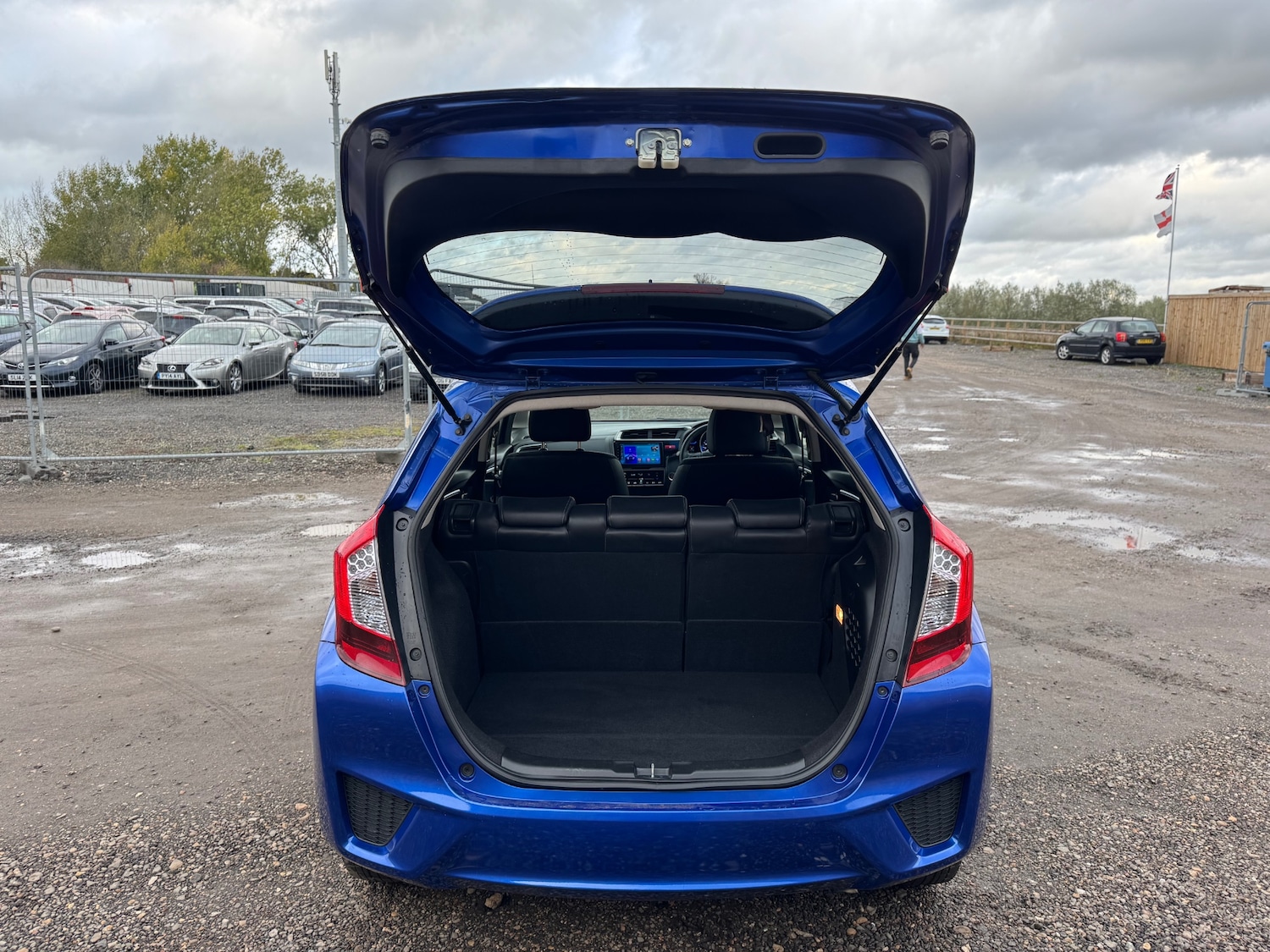 Used Honda Jazz 2014 for sale - 76497612: Photo 10