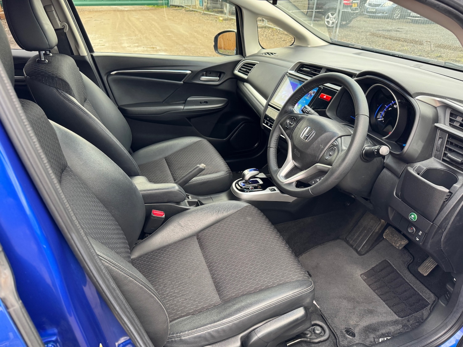 Used Honda Jazz 2014 for sale - 76497612: Photo 14