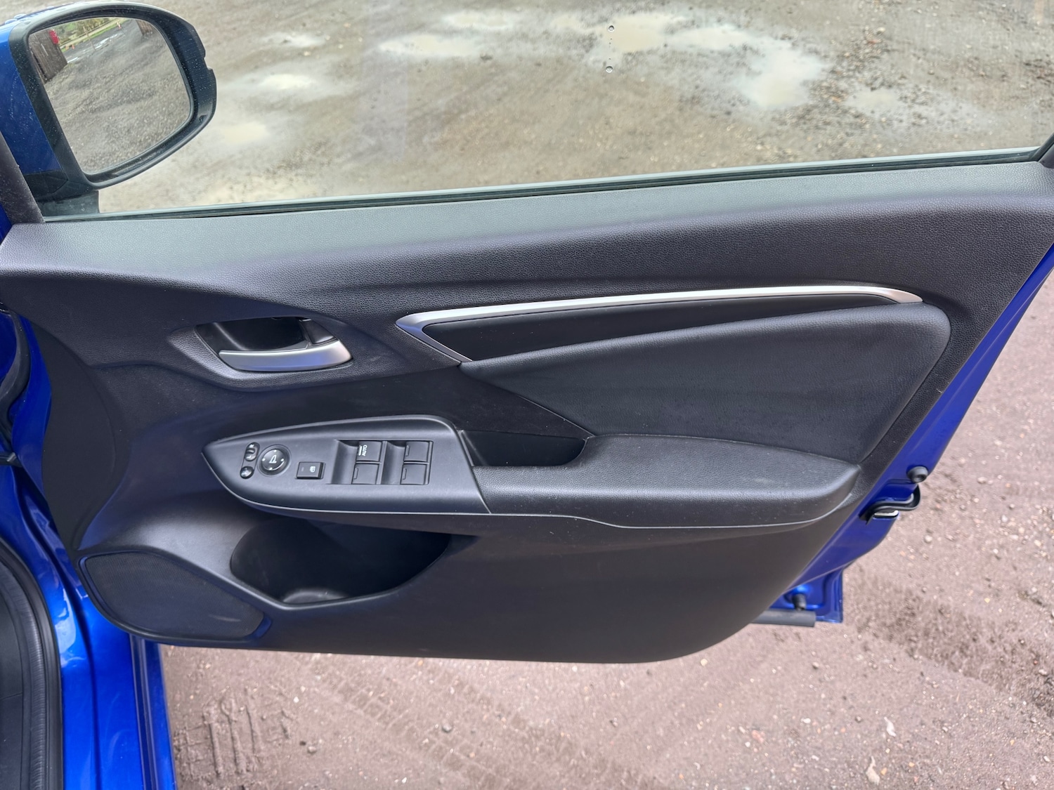 Used Honda Jazz 2014 for sale - 76497612: Photo 17