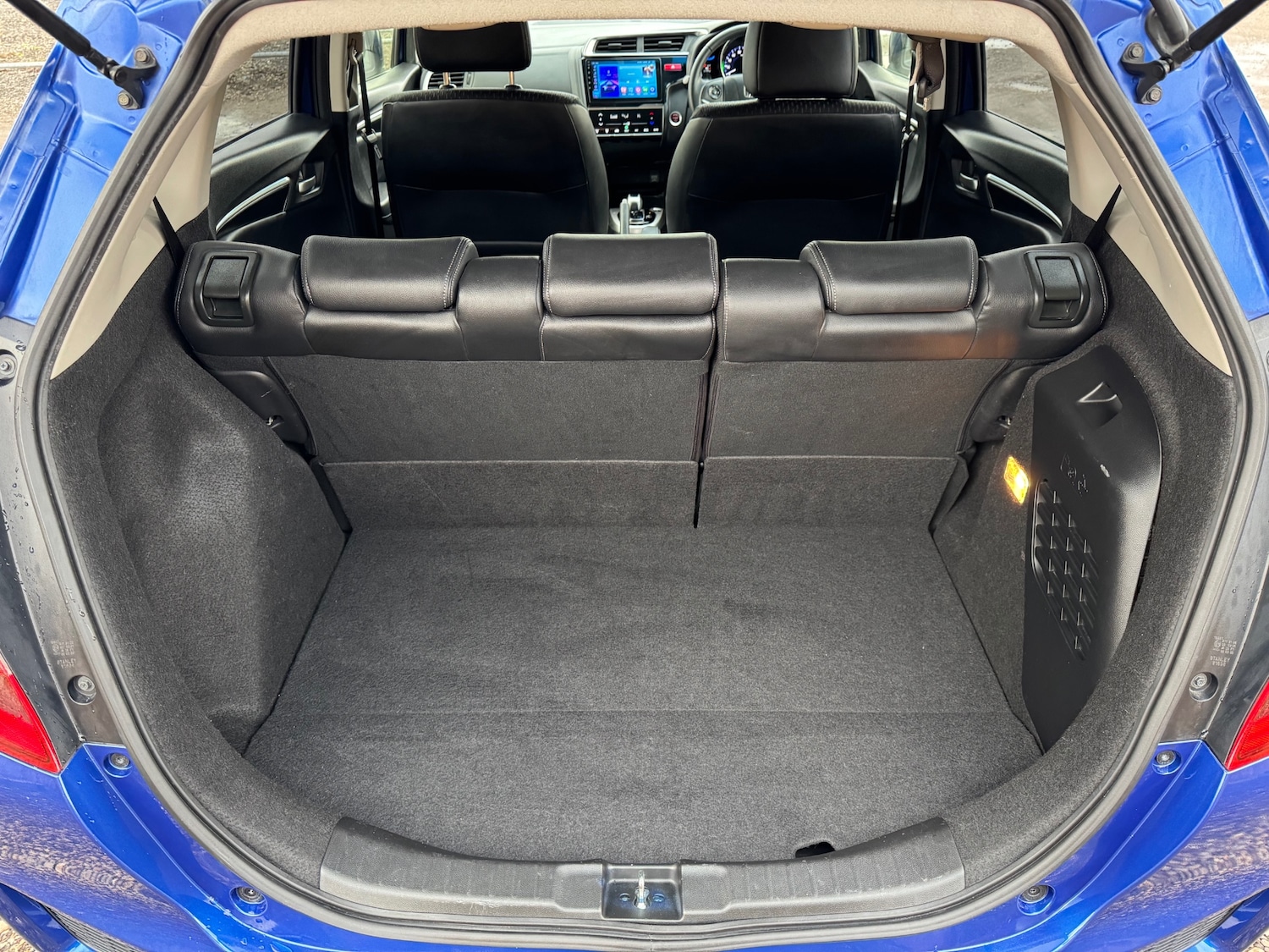 Used Honda Jazz 2014 for sale - 76497612: Photo 9