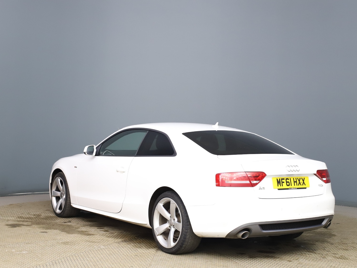 Used Audi A5 2011 for sale - 76726142: Photo 4