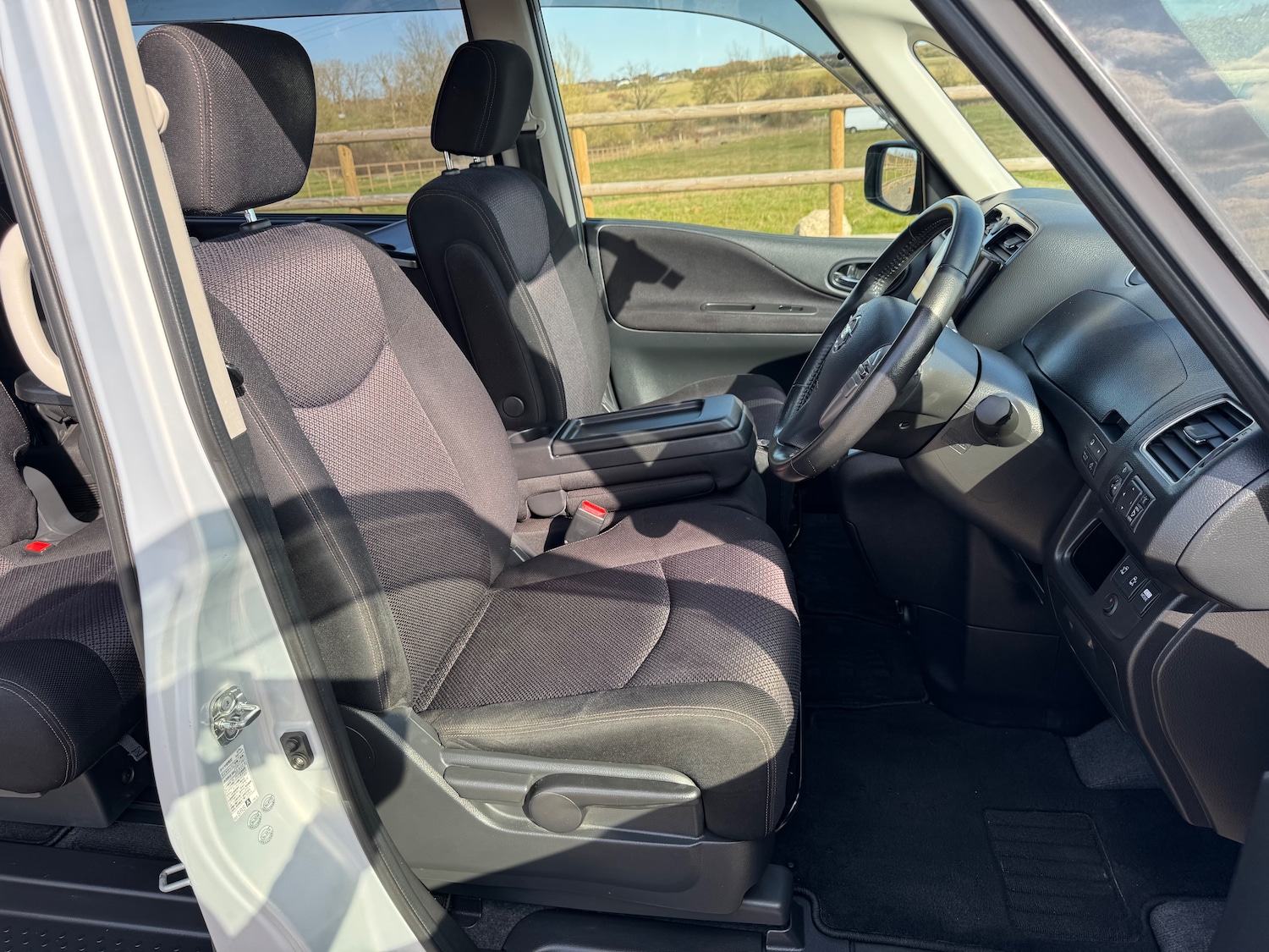 Used Nissan Serena 2025 for sale - 78067198: Photo 13