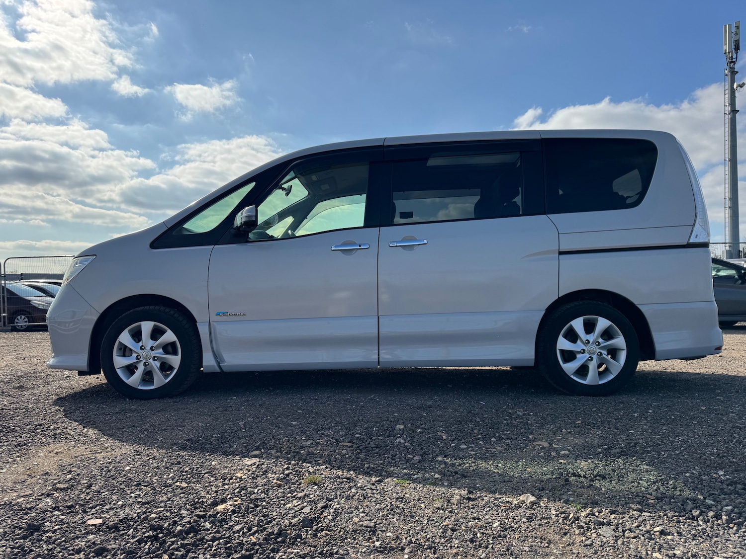 Used Nissan Serena 2025 for sale - 78067198: Photo 5