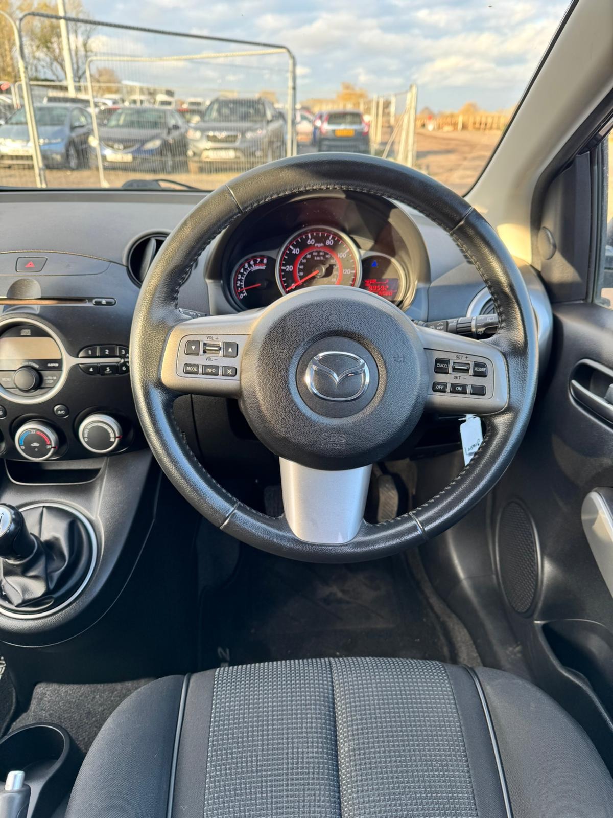 Used Mazda Mazda2 2010 for sale - 76625691: Photo 13