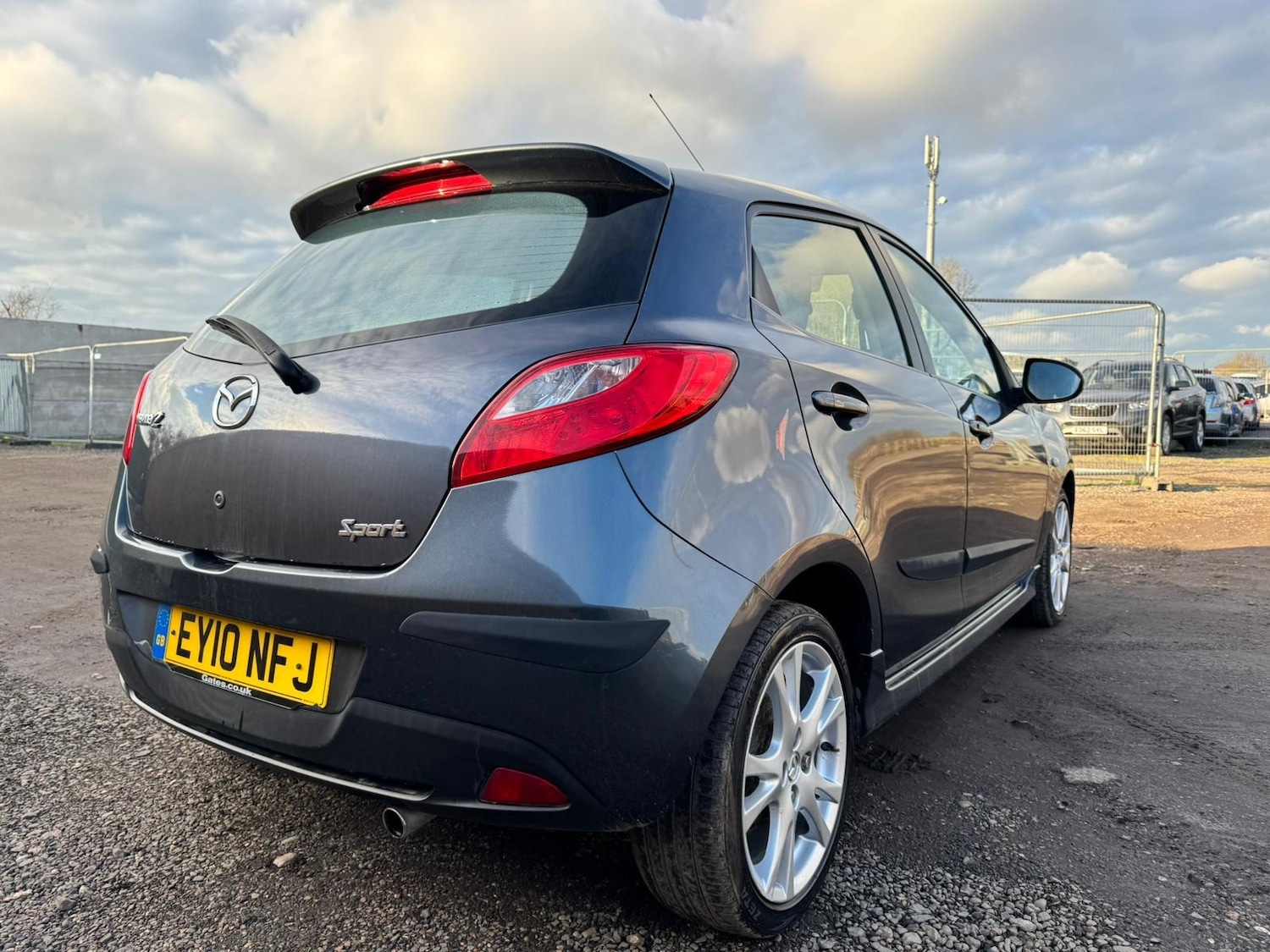 Used Mazda Mazda2 2010 for sale - 76625691: Photo 7