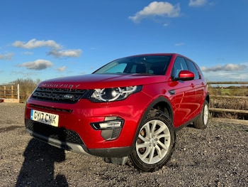 Used Land Rover Discovery Sport 2017 for sale - 76796655: Photo