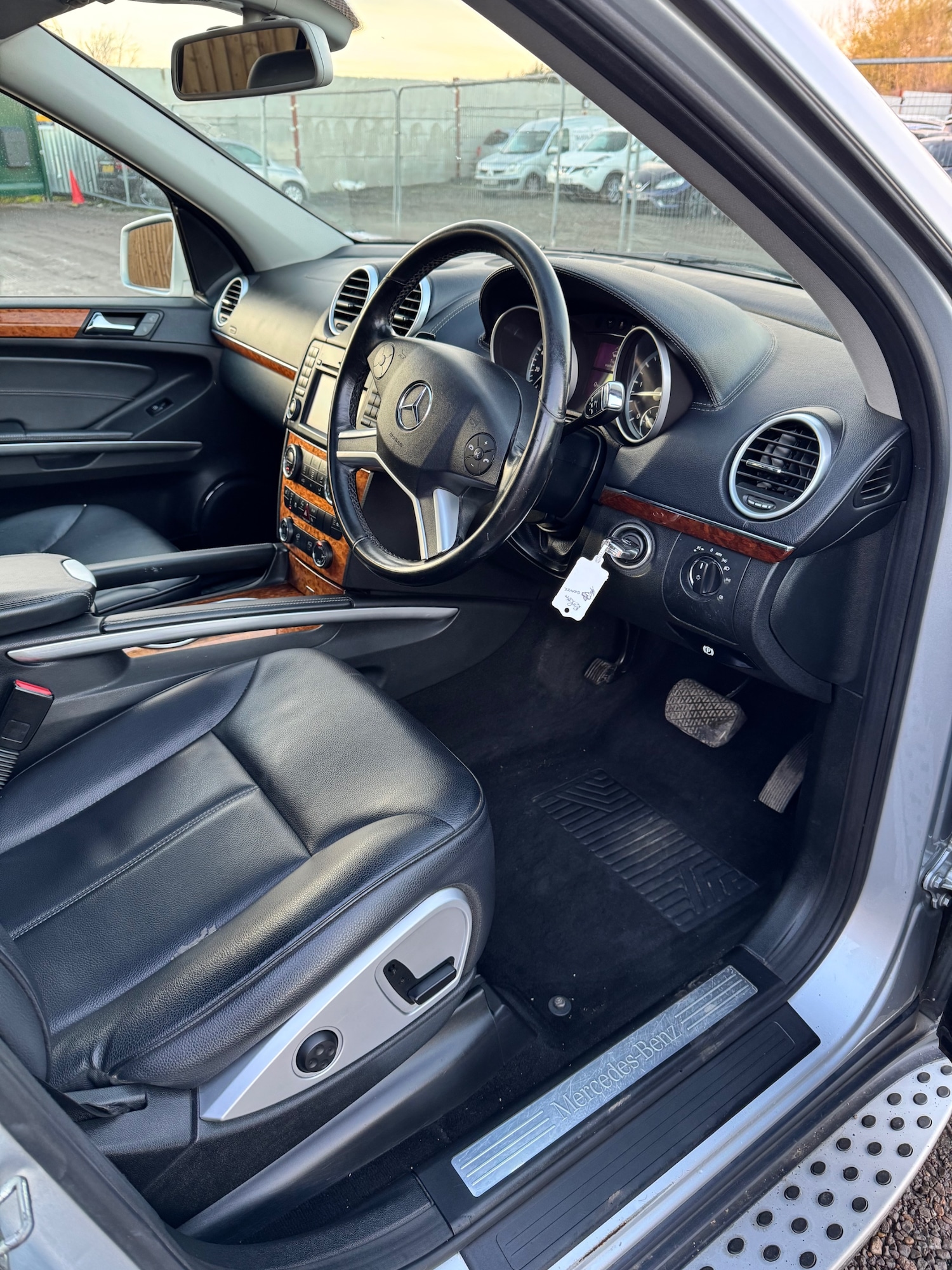 Used Mercedes-Benz GL Class 2012 for sale - 76712267: Photo 12