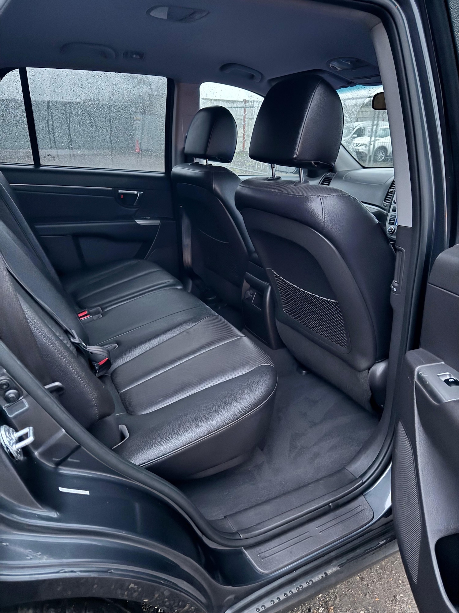 Used Hyundai Santa Fe 2012 for sale - 76906128: Photo 13