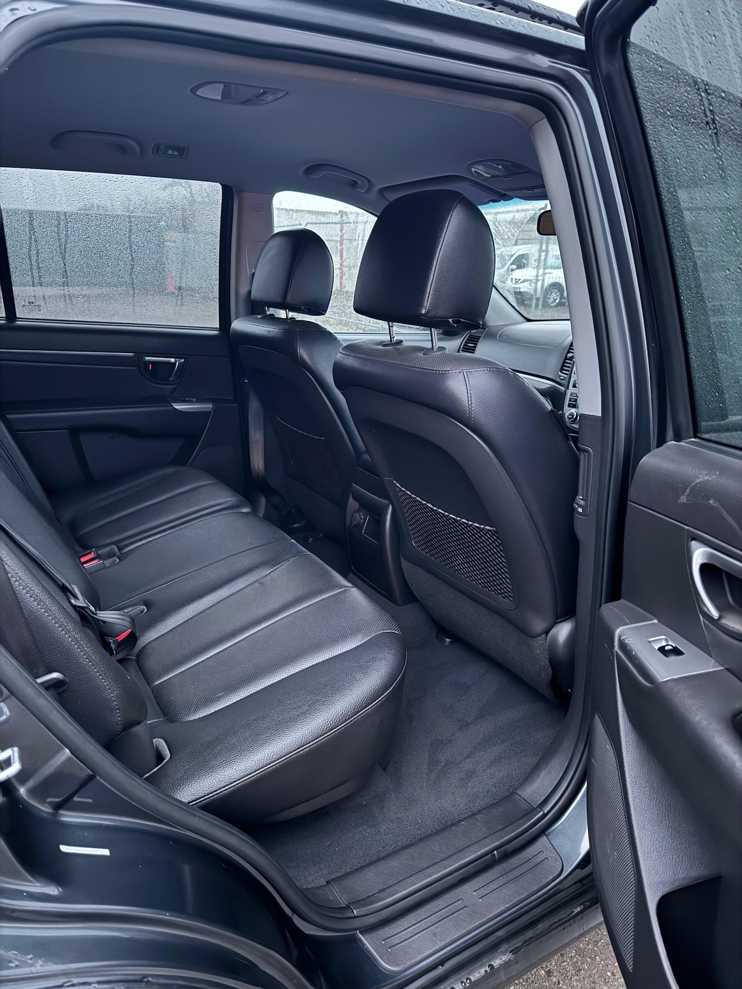 Used Hyundai Santa Fe 2012 for sale - 76906128: Photo 15