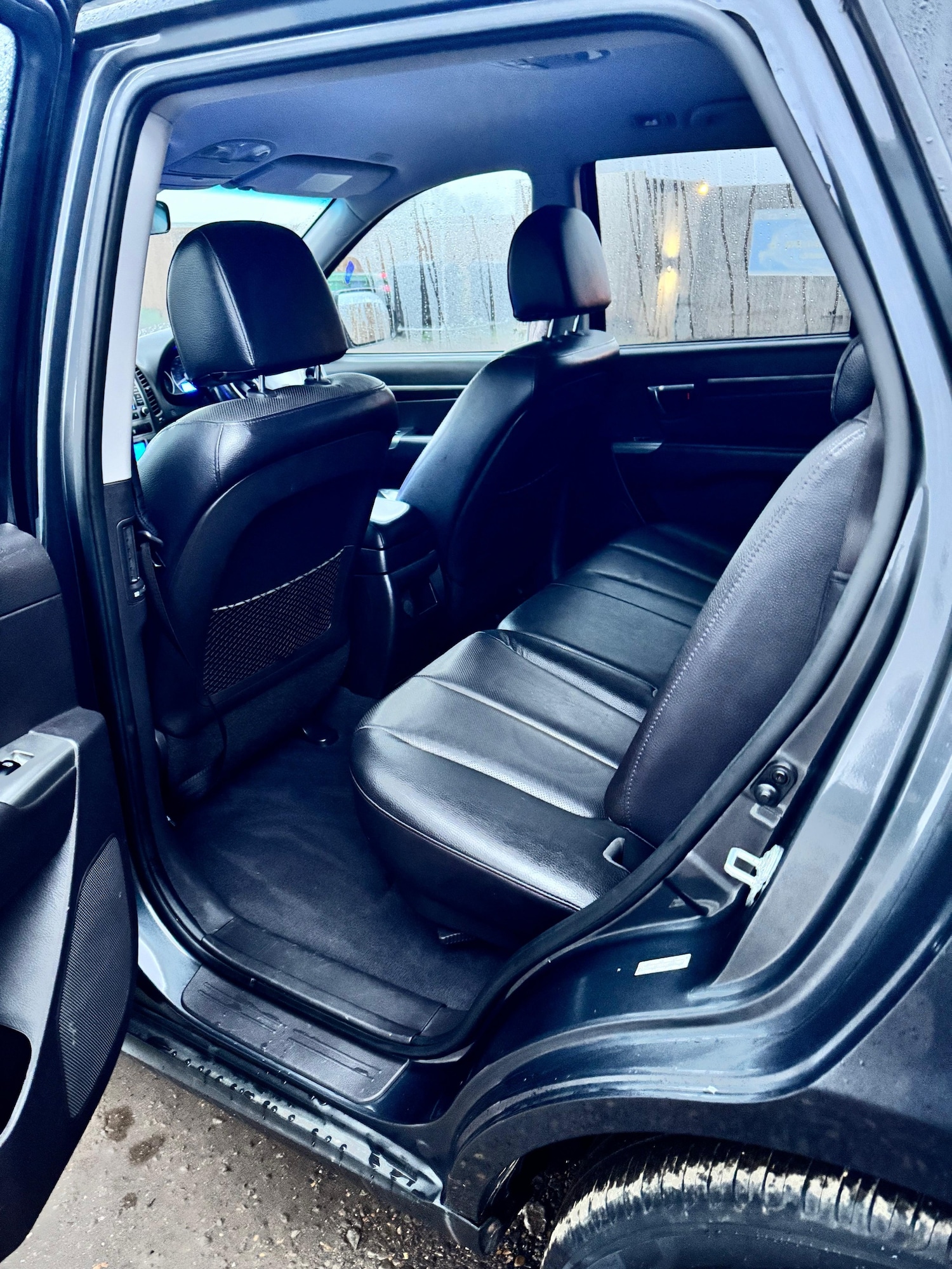 Used Hyundai Santa Fe 2012 for sale - 76906128: Photo 19