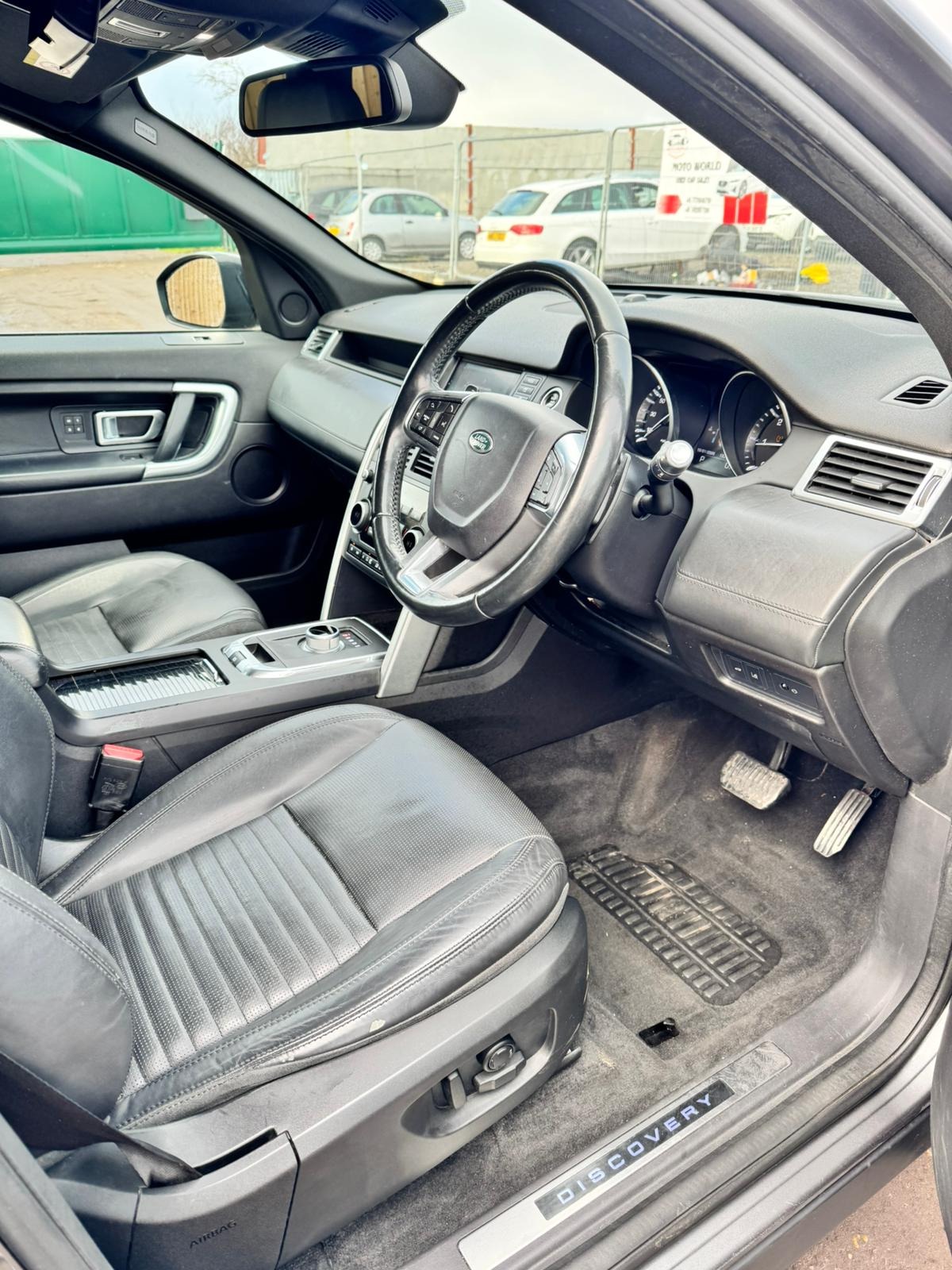 Used Land Rover Discovery Sport 2015 for sale - 77161220: Photo 12