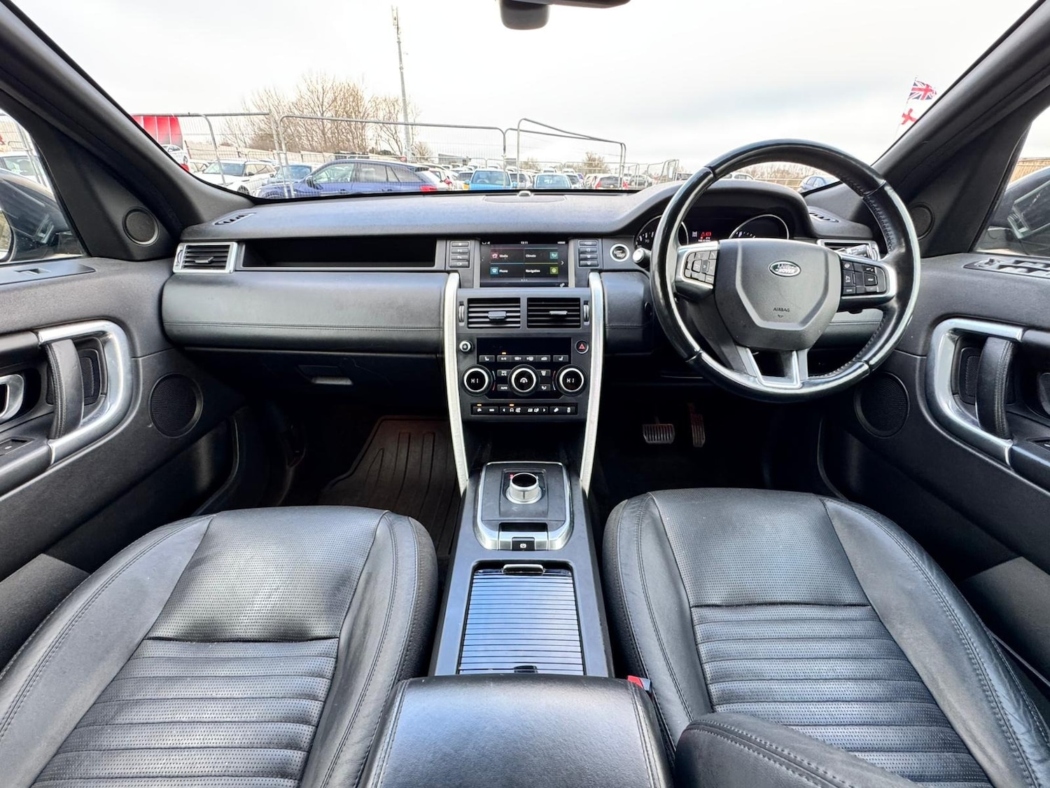 Used Land Rover Discovery Sport 2015 for sale - 77161220: Photo 24