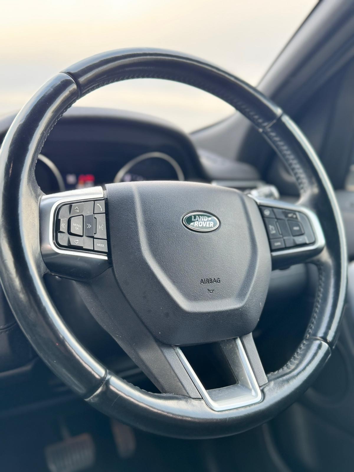 Used Land Rover Discovery Sport 2015 for sale - 77161220: Photo 26