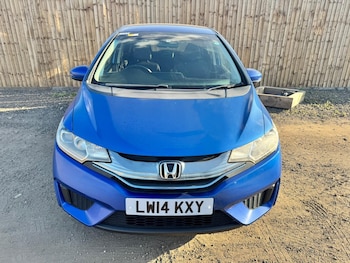 Used Honda Jazz 2014 for sale - 78129204: Photo