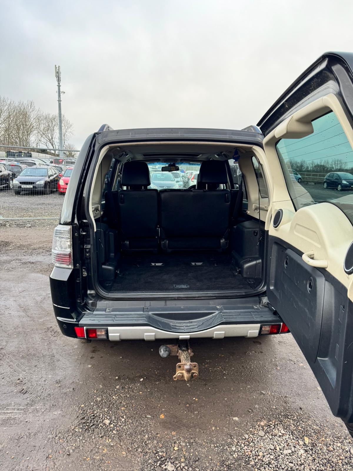 Used Mitsubishi Shogun 2015 for sale - 77161226: Photo 10