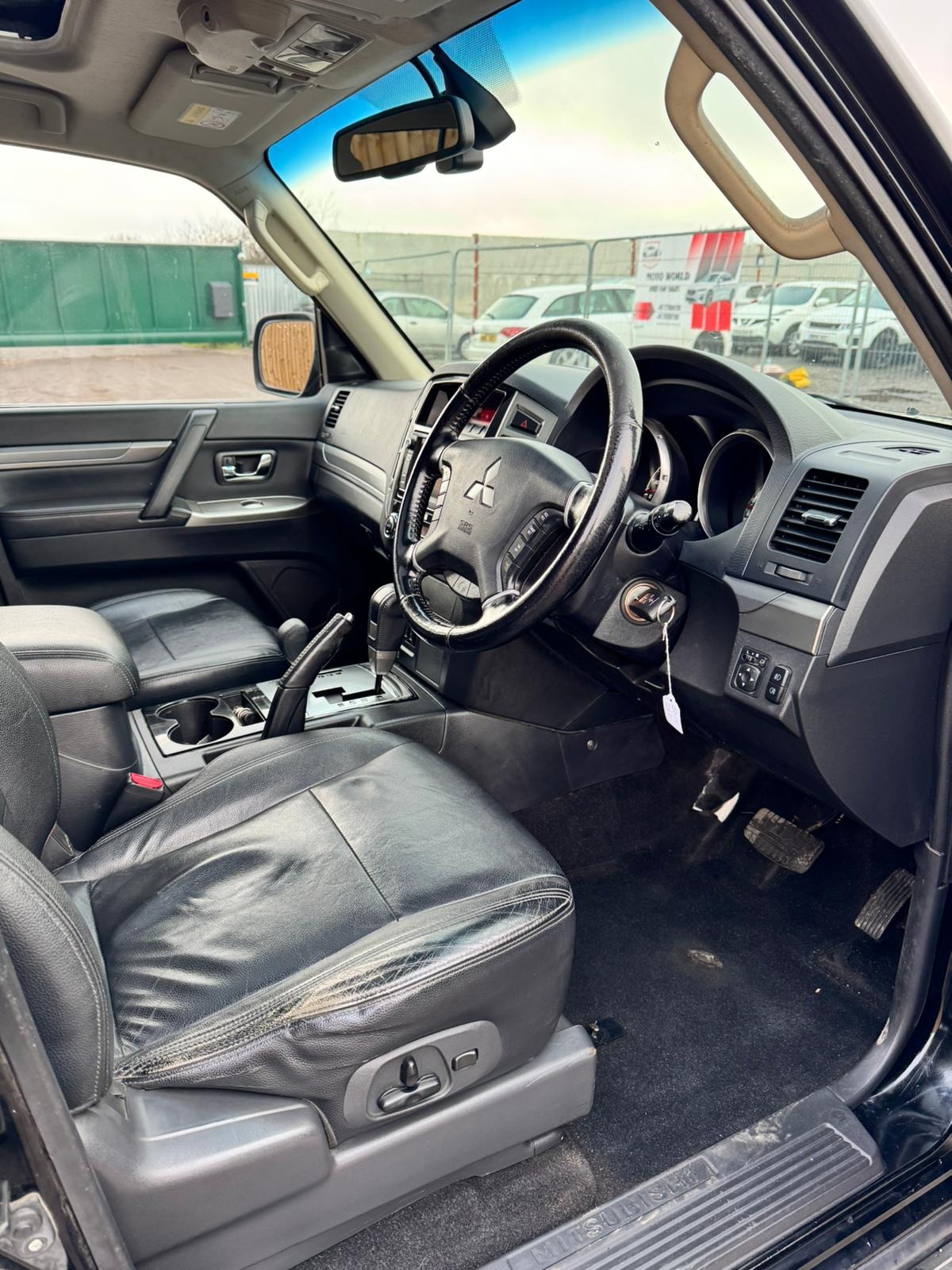 Used Mitsubishi Shogun 2015 for sale - 77161226: Photo 13