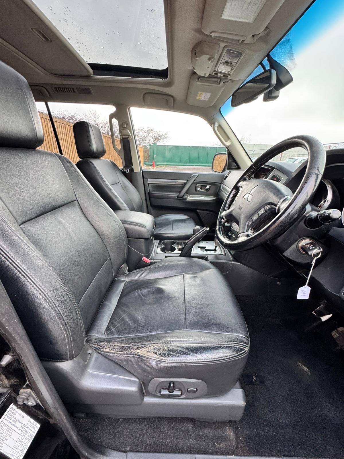 Used Mitsubishi Shogun 2015 for sale - 77161226: Photo 14