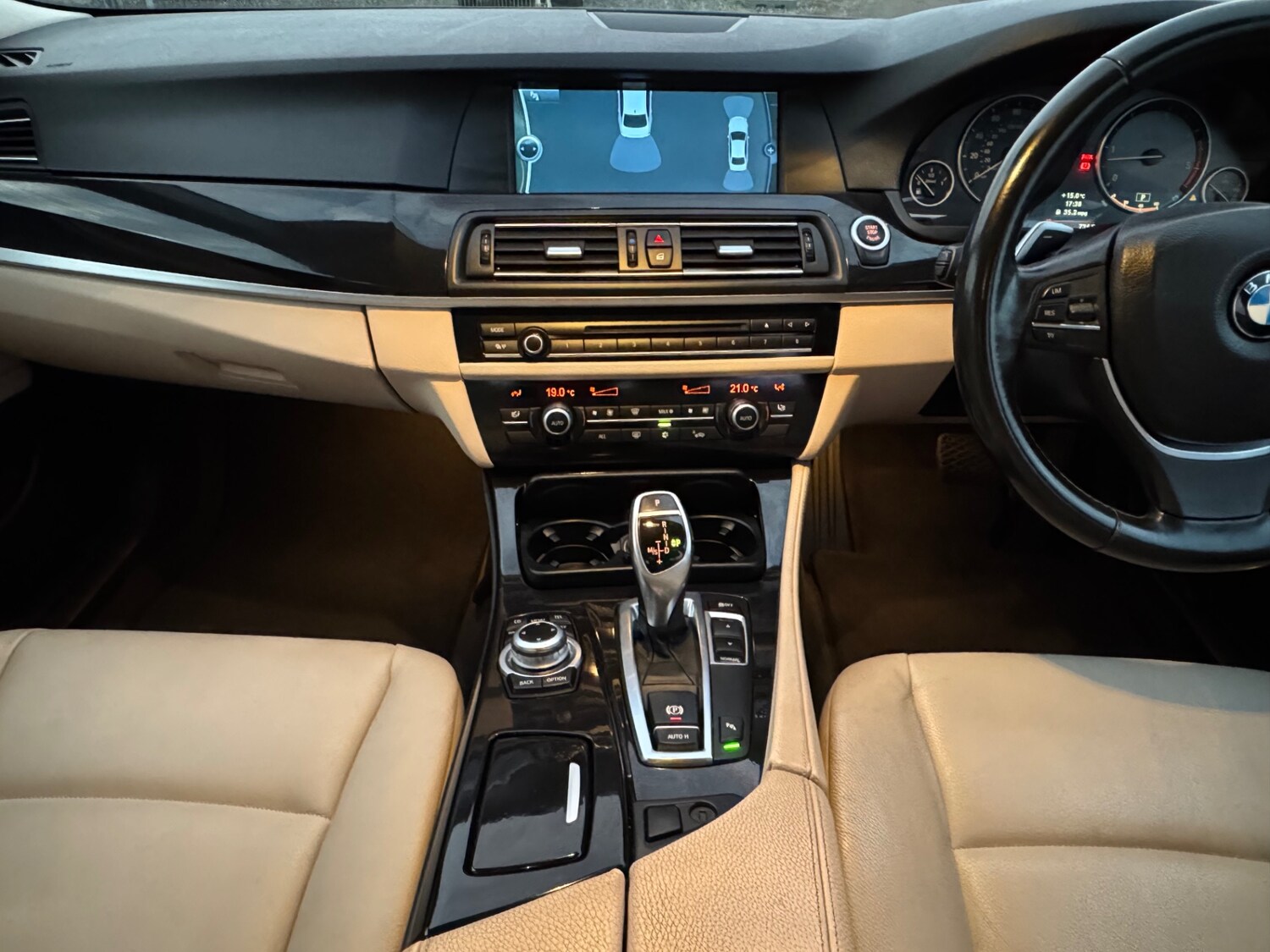 Used BMW 5 Series 2010 for sale - 76462182: Photo 12