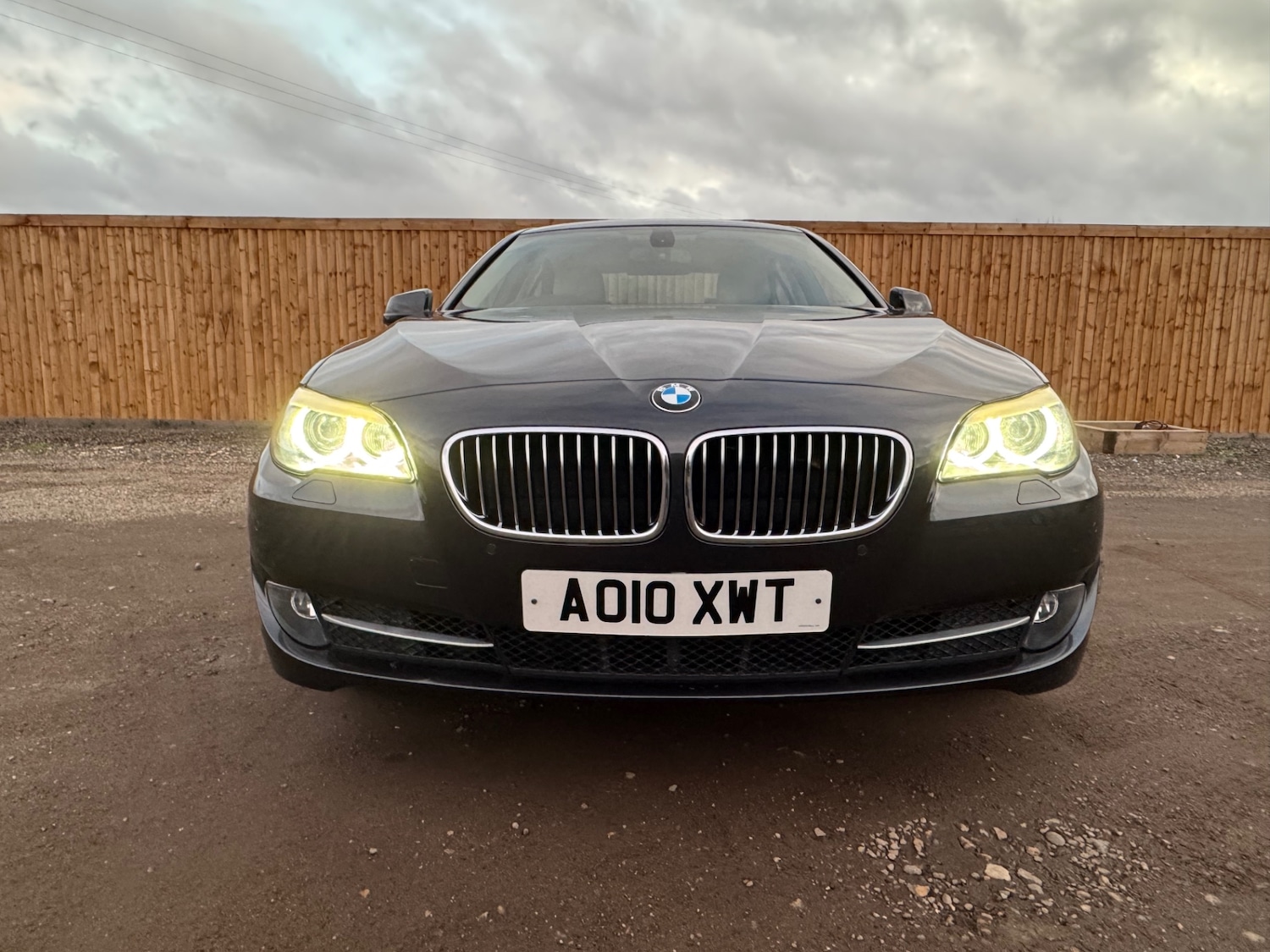 Used BMW 5 Series 2010 for sale - 76462182: Photo 2