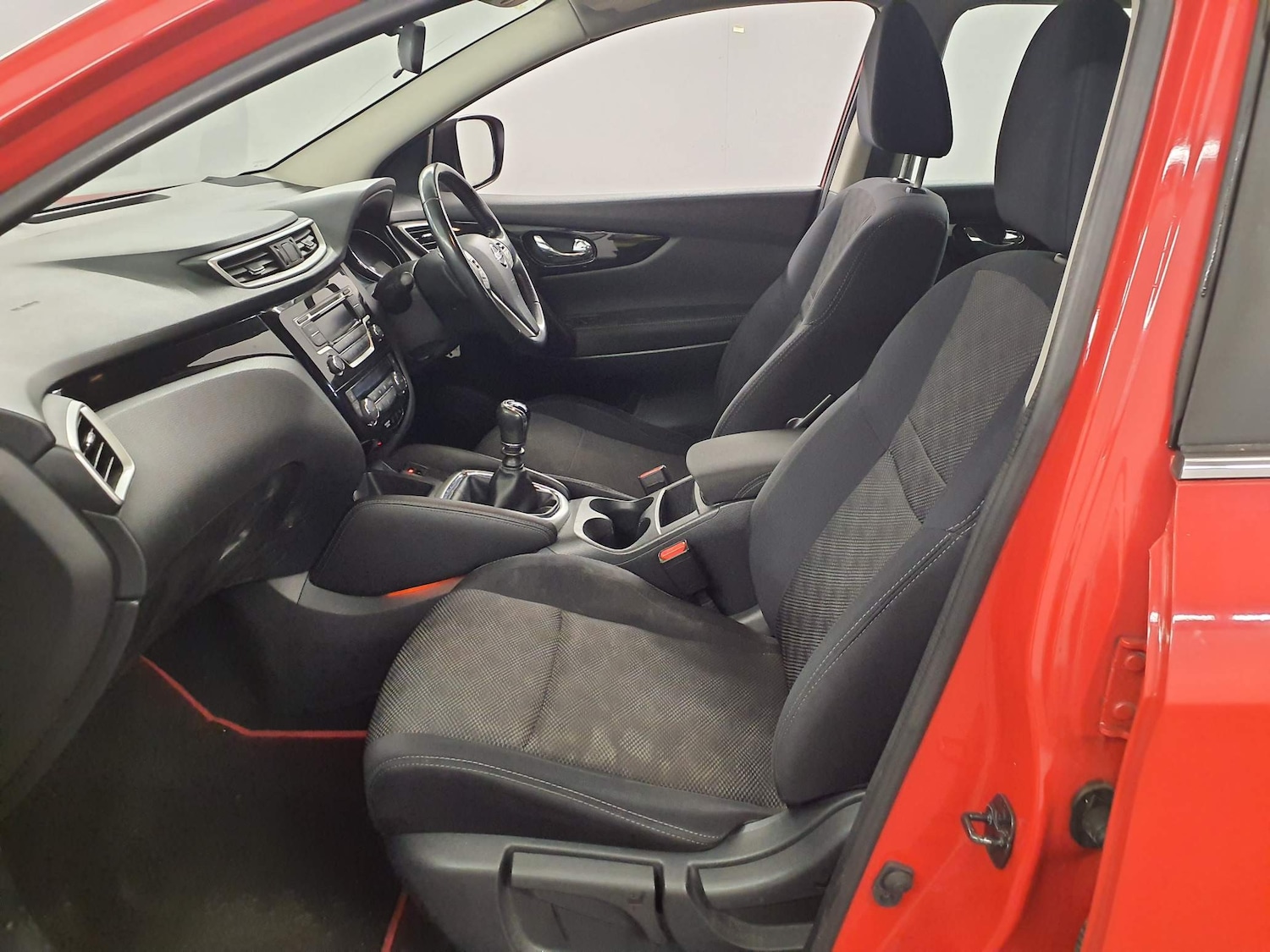 Used Nissan Qashqai 2015 for sale - 78083919: Photo 10