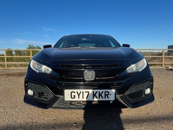 Used Honda Civic 2017 for sale - 78385512: Photo