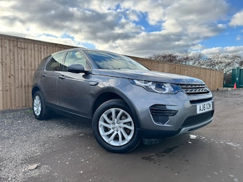 Land Rover Discovery Sport feature image